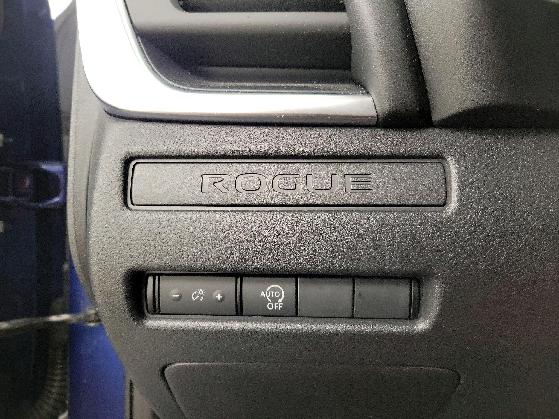 Thumbnail: 2023 Nissan Rogue - 13