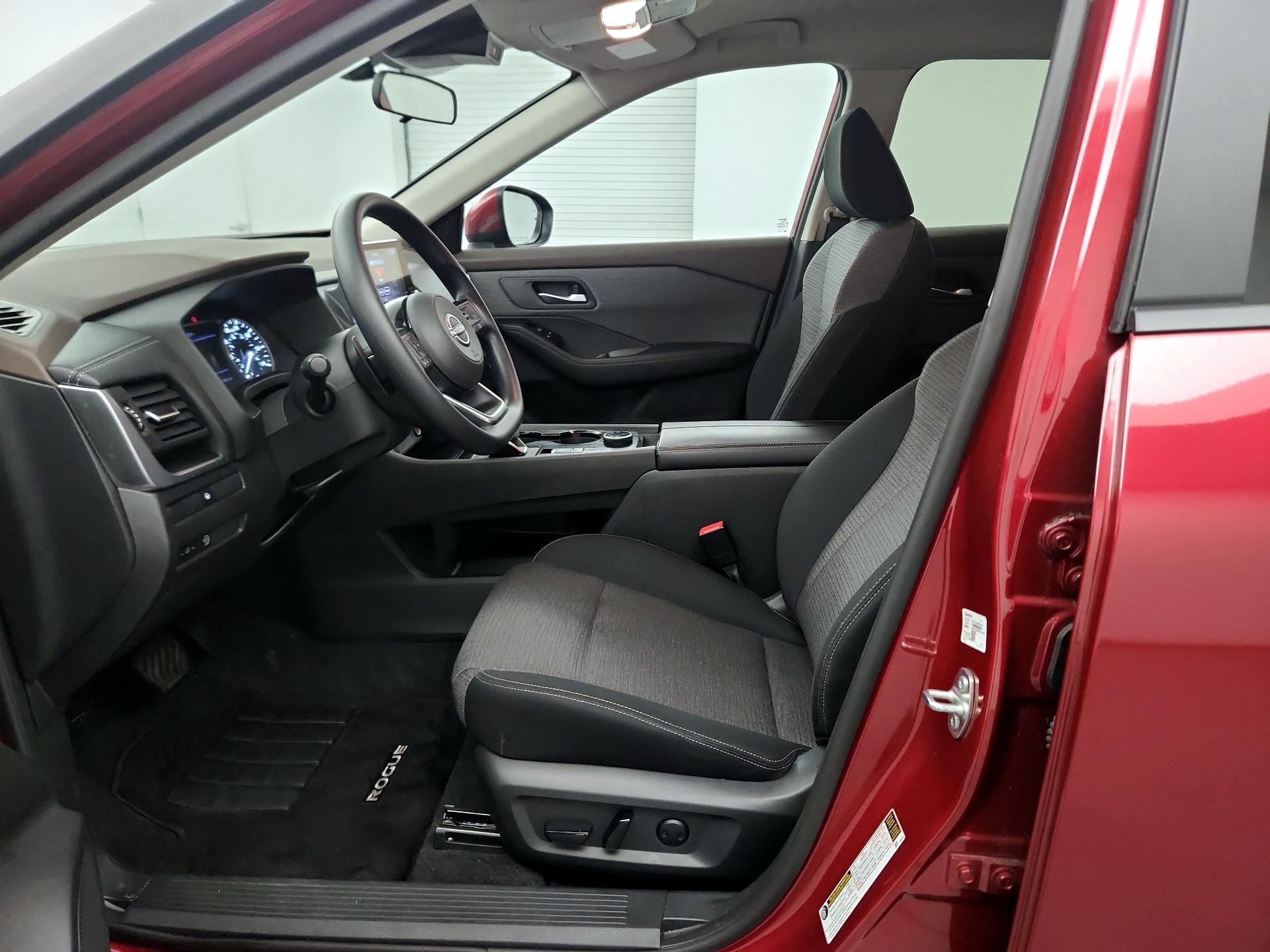 Thumbnail: 2023 Nissan Rogue - 9