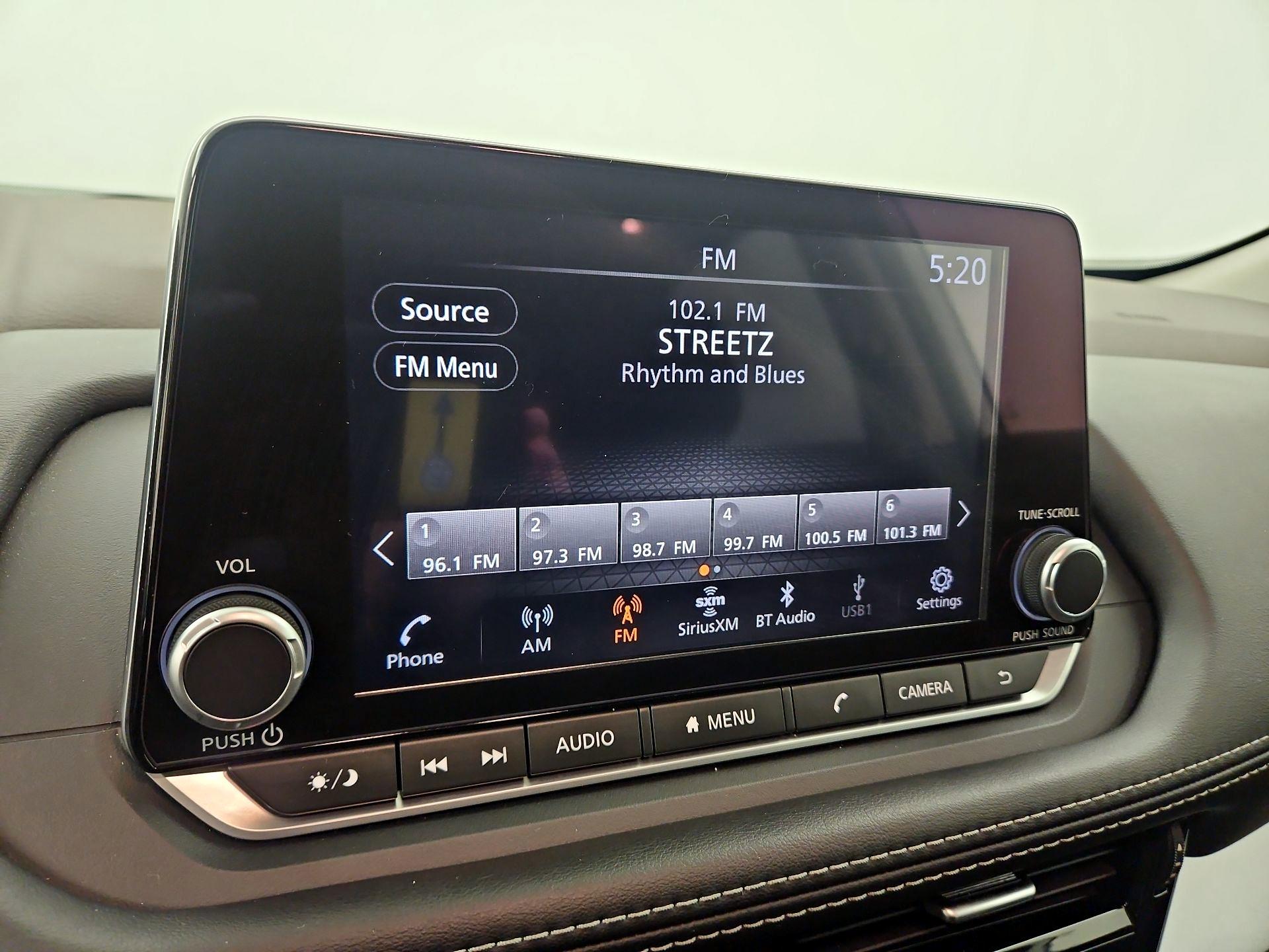 Thumbnail: 2023 Nissan Rogue - 15