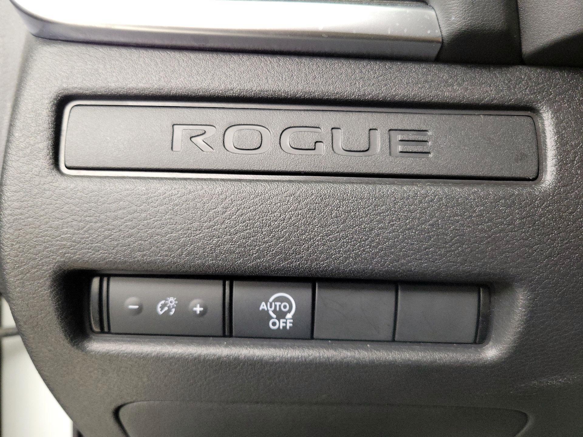 Thumbnail: 2023 Nissan Rogue - 13