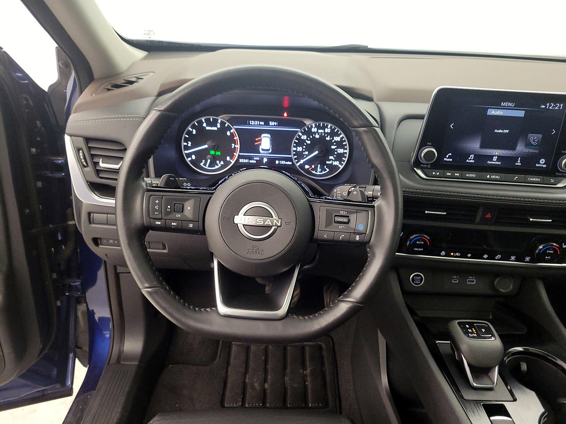 Thumbnail: 2023 Nissan Rogue - 10