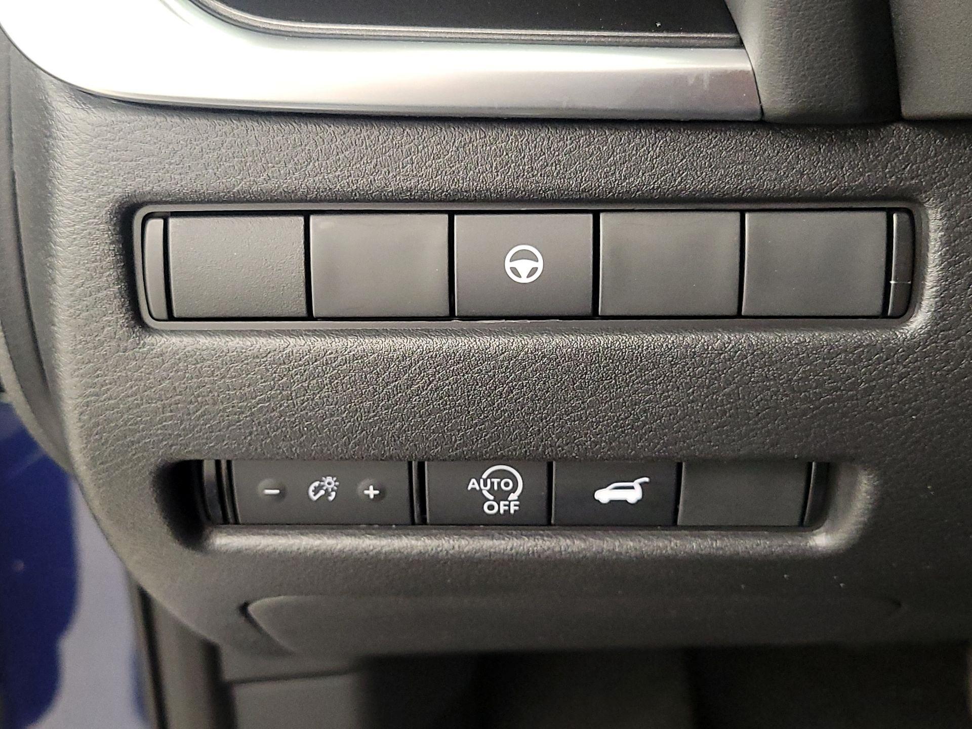 Thumbnail: 2023 Nissan Rogue - 13