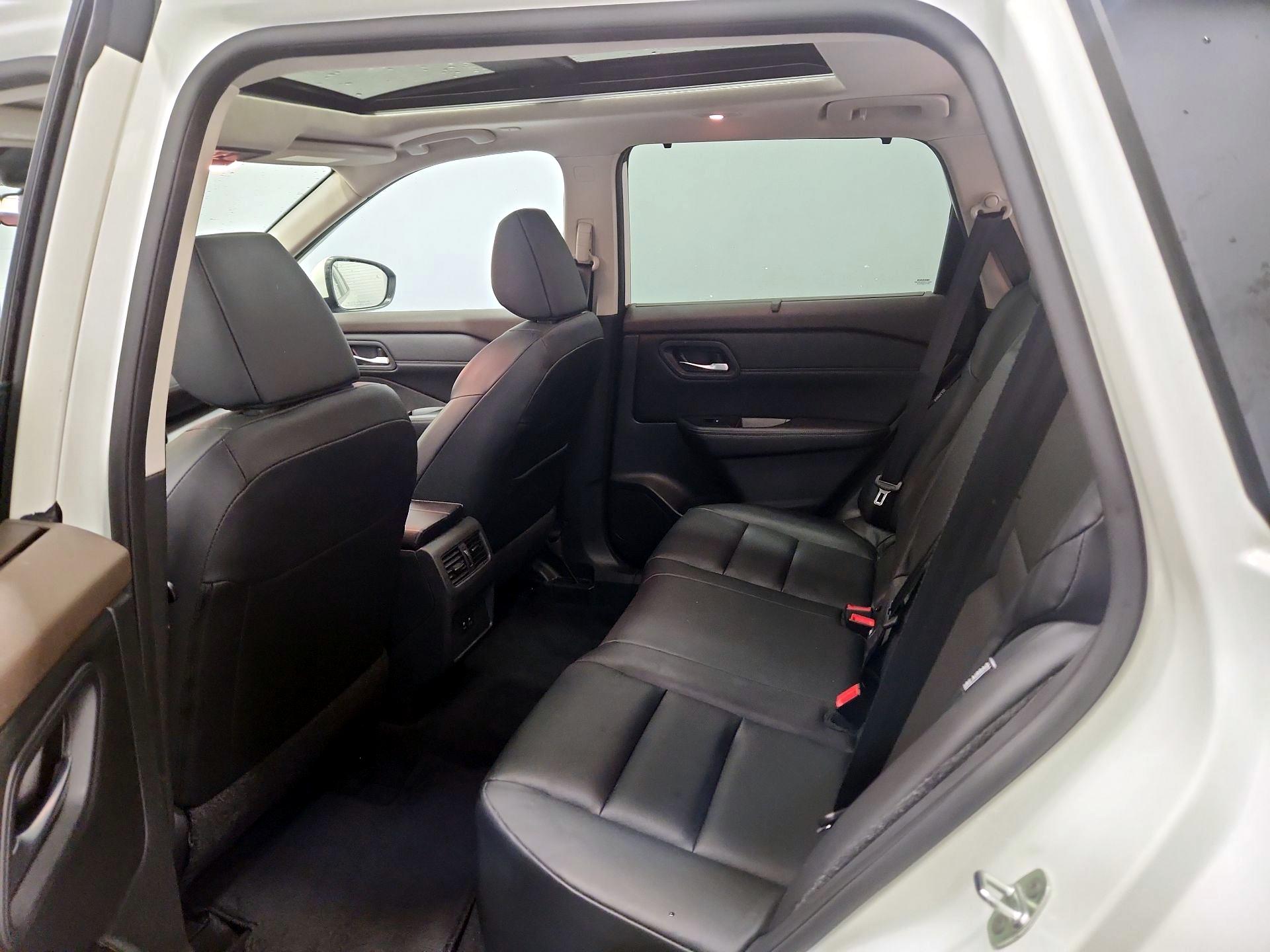 Thumbnail: 2023 Nissan Rogue - 20