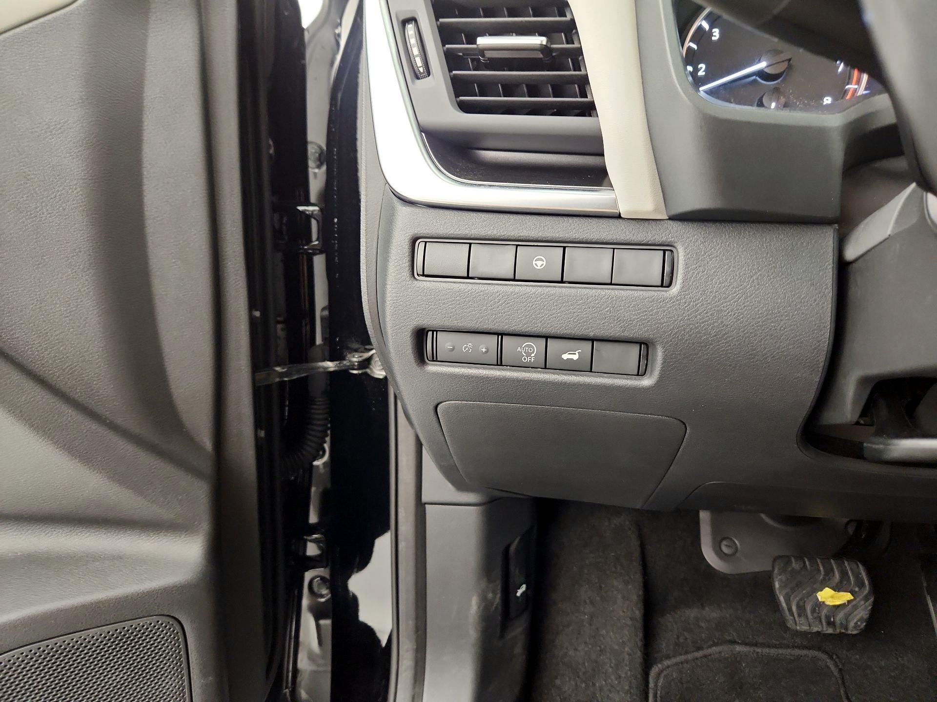 Thumbnail: 2023 Nissan Rogue - 13