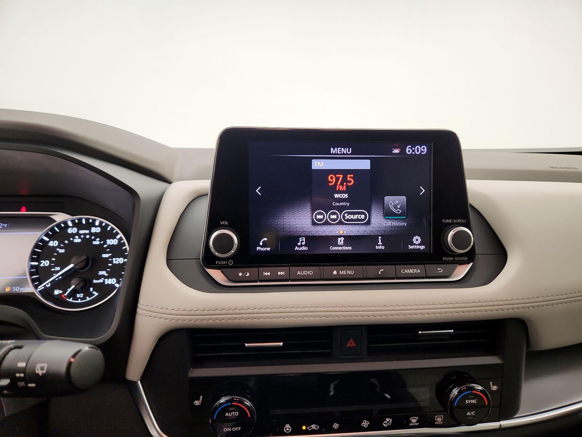 Thumbnail: 2023 Nissan Rogue - 15