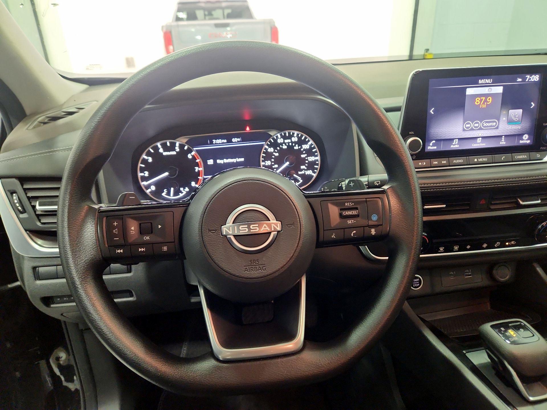 Thumbnail: 2023 Nissan Rogue - 10