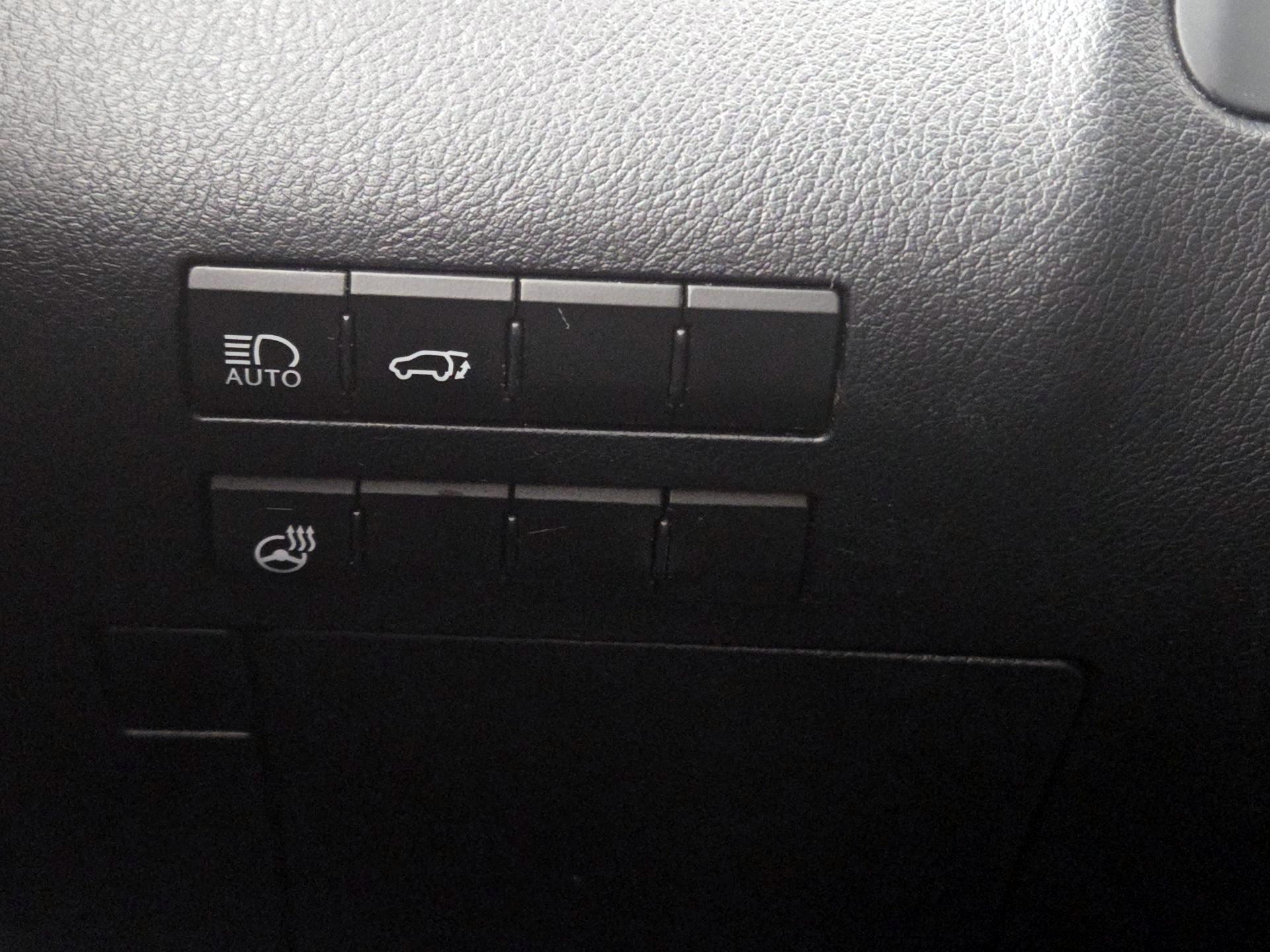 Thumbnail: 2021 Lexus RX - 13