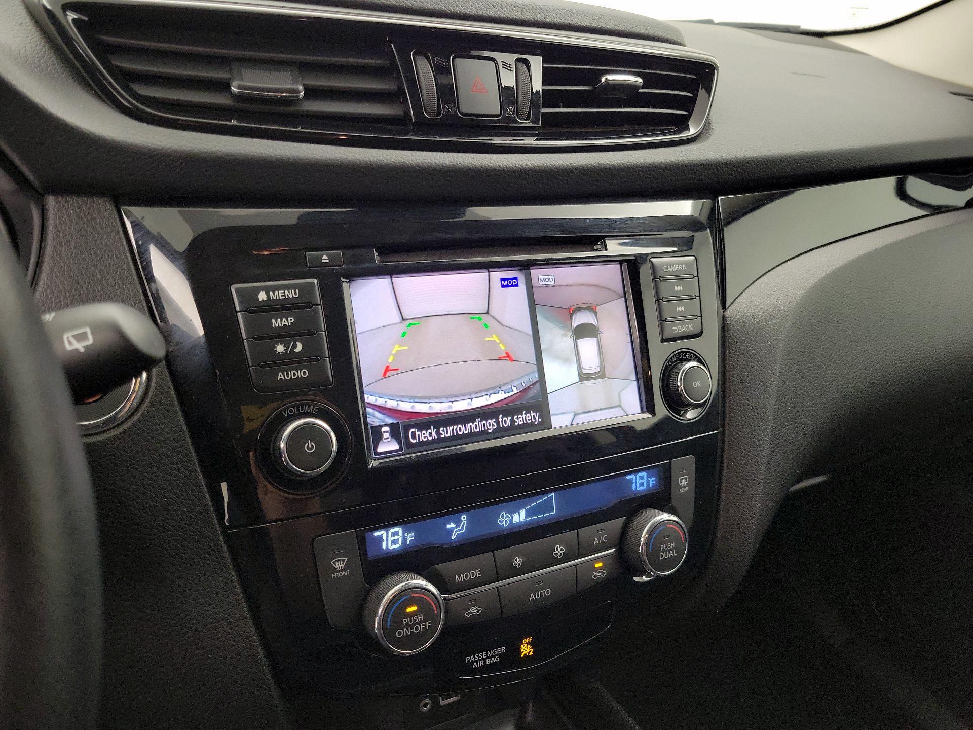 Thumbnail: 2022 Nissan Rogue Sport - 15