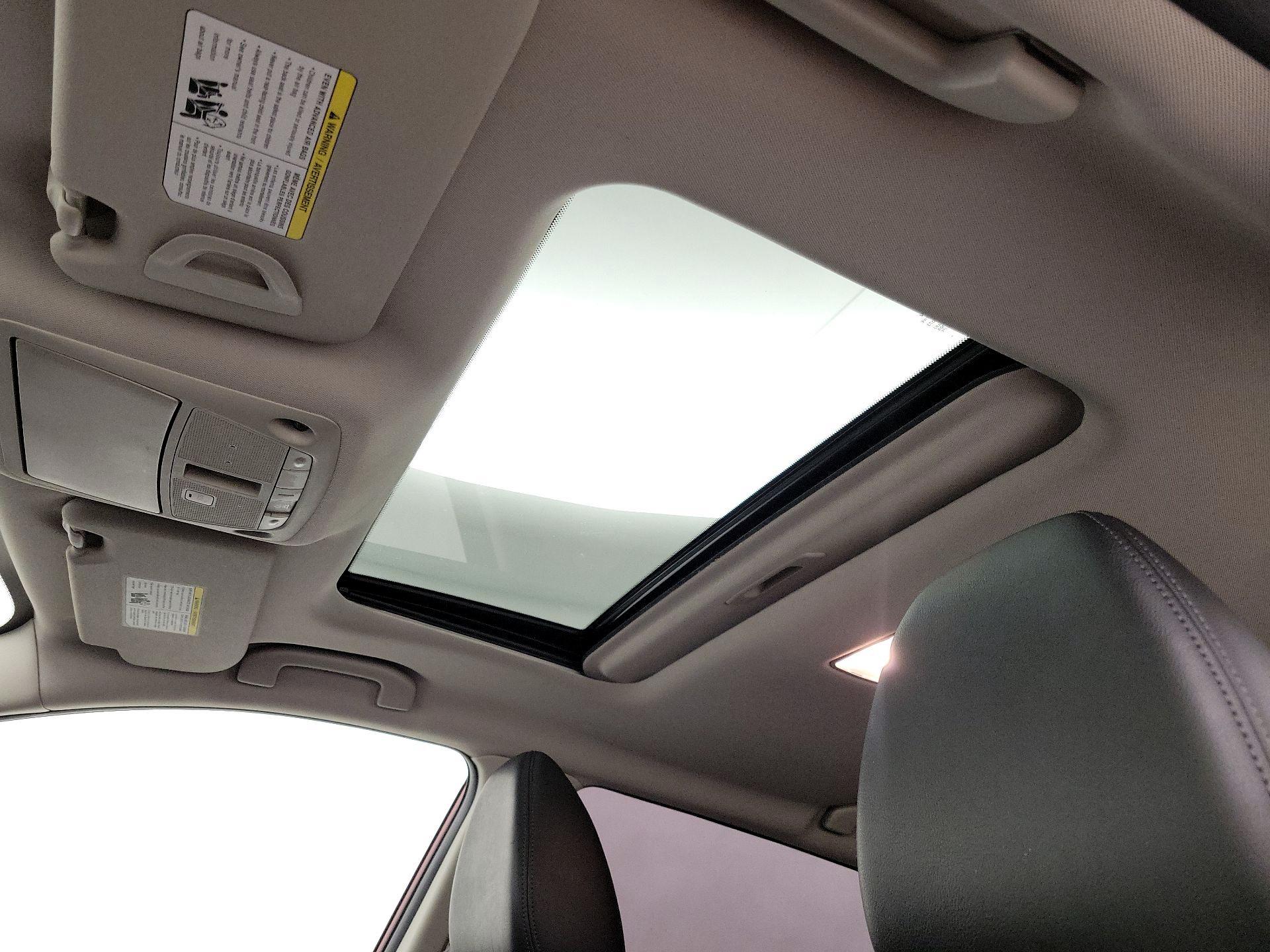 Thumbnail: 2022 Nissan Rogue Sport - 20