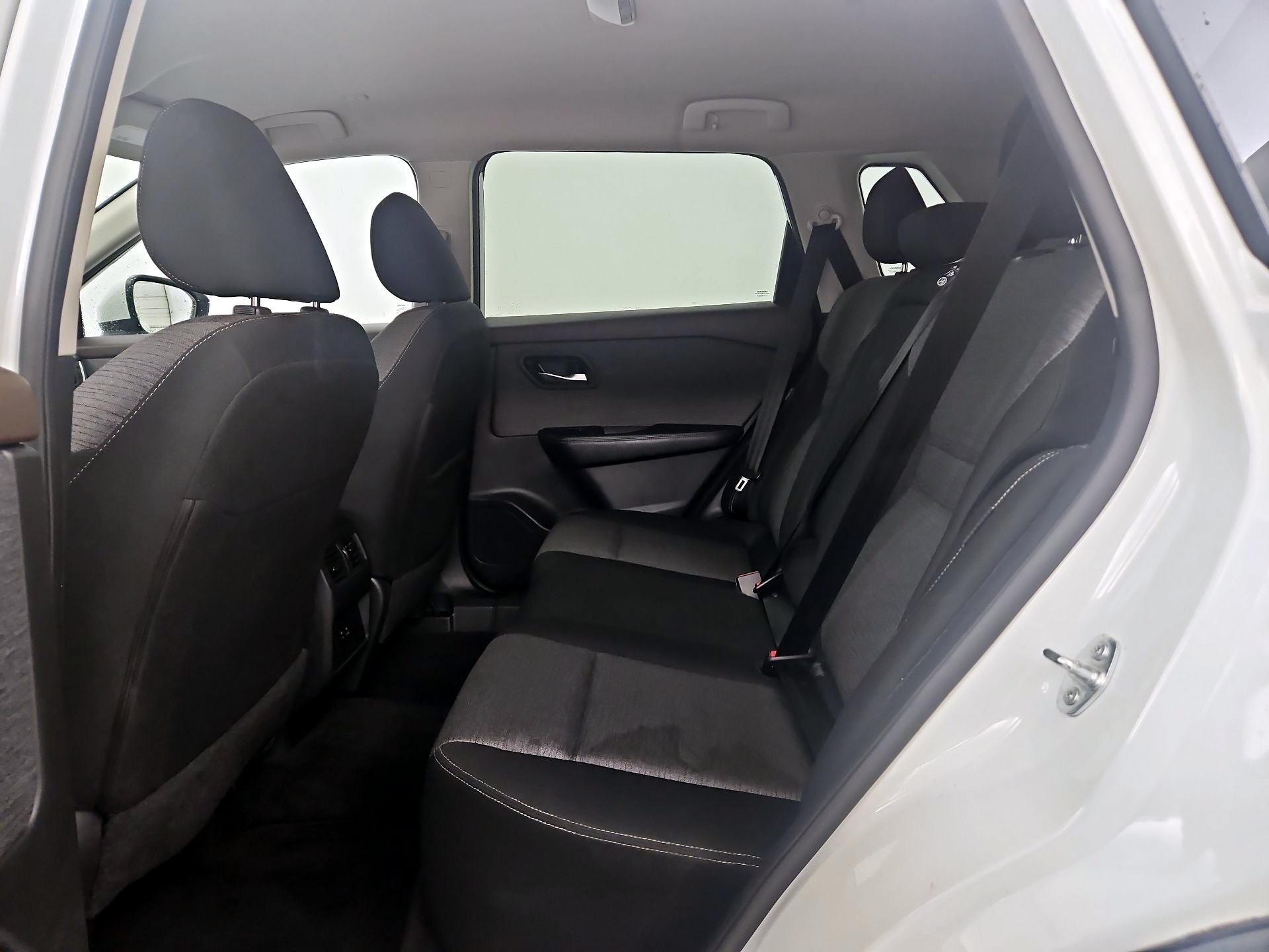 Thumbnail: 2023 Nissan Rogue - 19