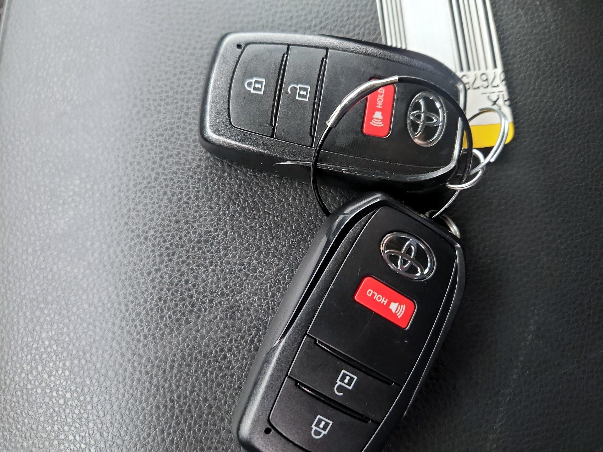 Thumbnail: 2025 Toyota Tacoma - 19