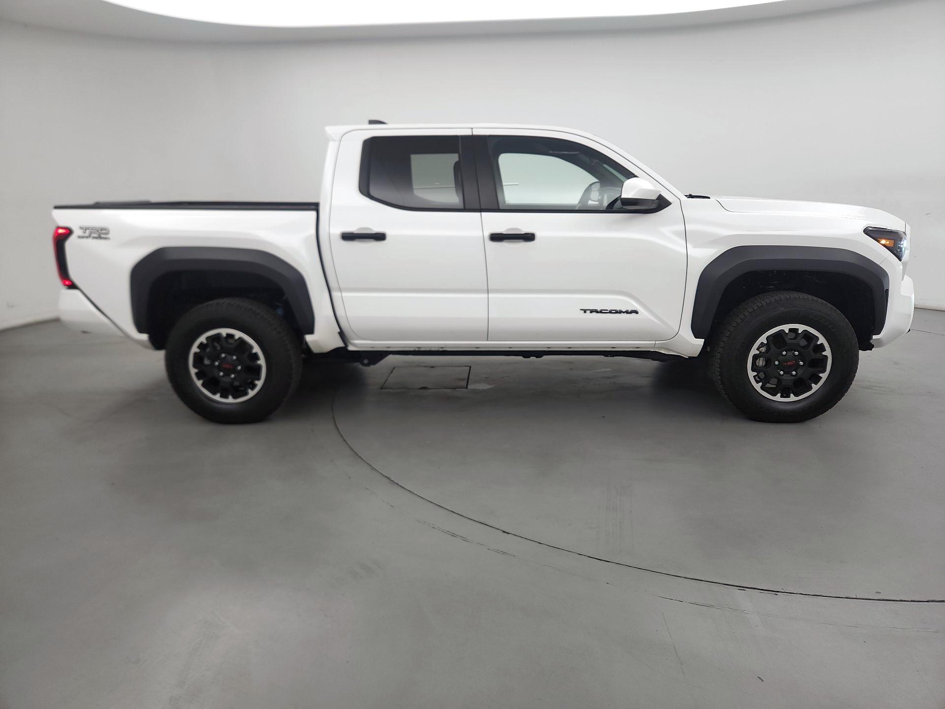 Thumbnail: 2025 Toyota Tacoma - 4