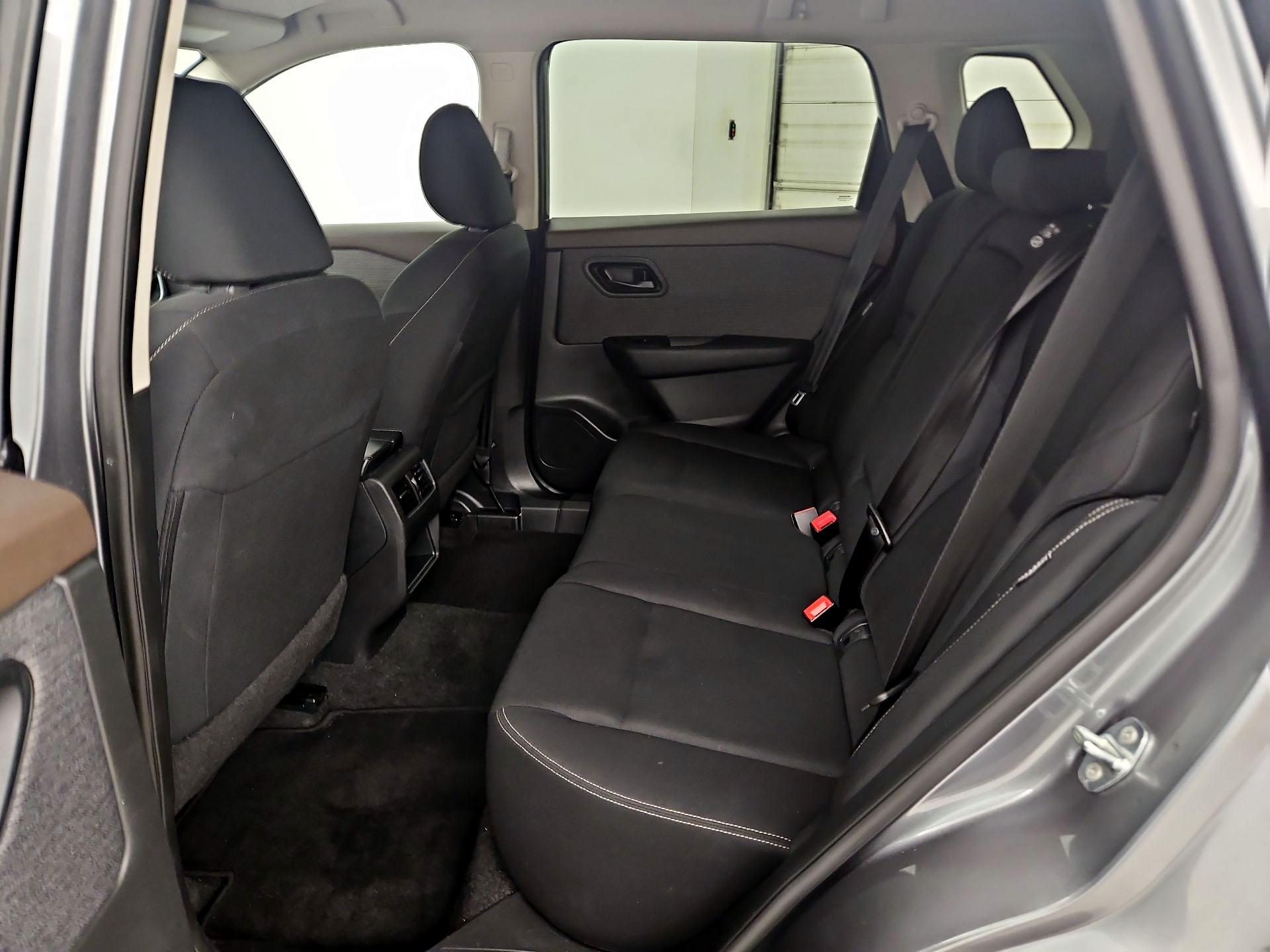 Thumbnail: 2023 Nissan Rogue - 19