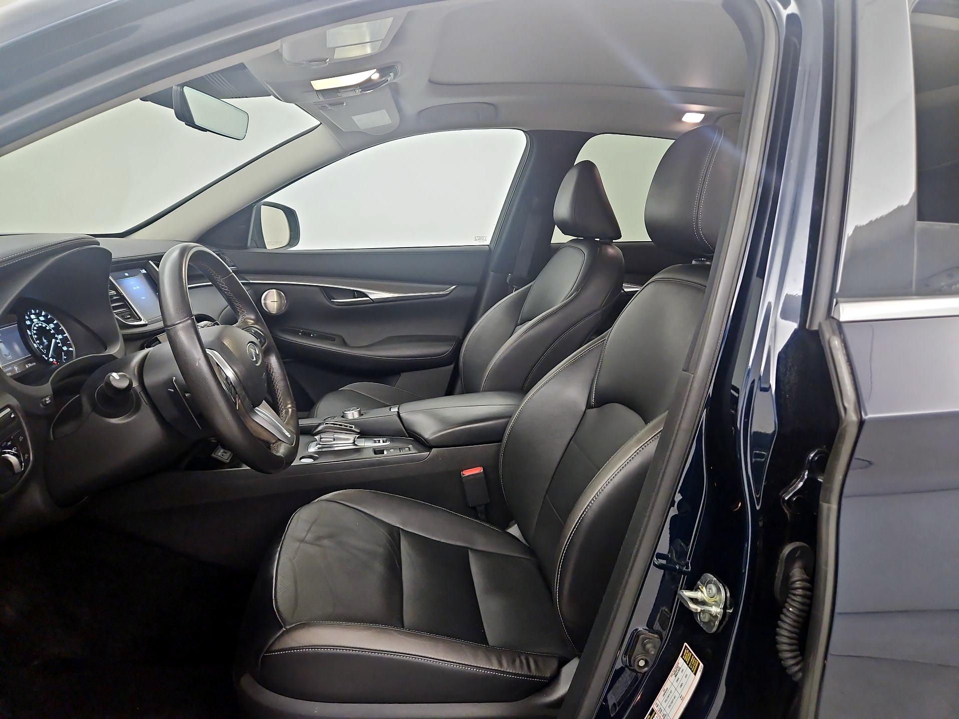 Thumbnail: 2023 INFINITI QX50 - 11