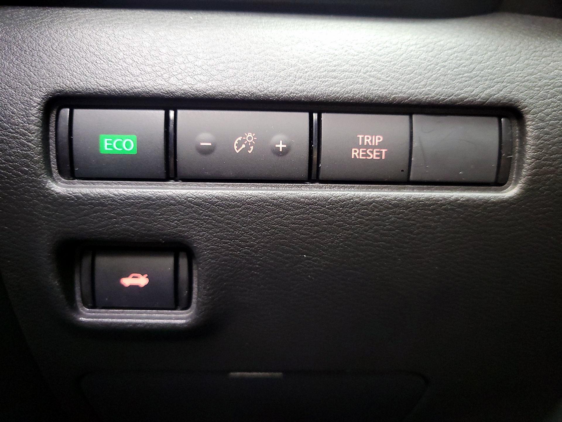 Thumbnail: 2022 Nissan Sentra - 11