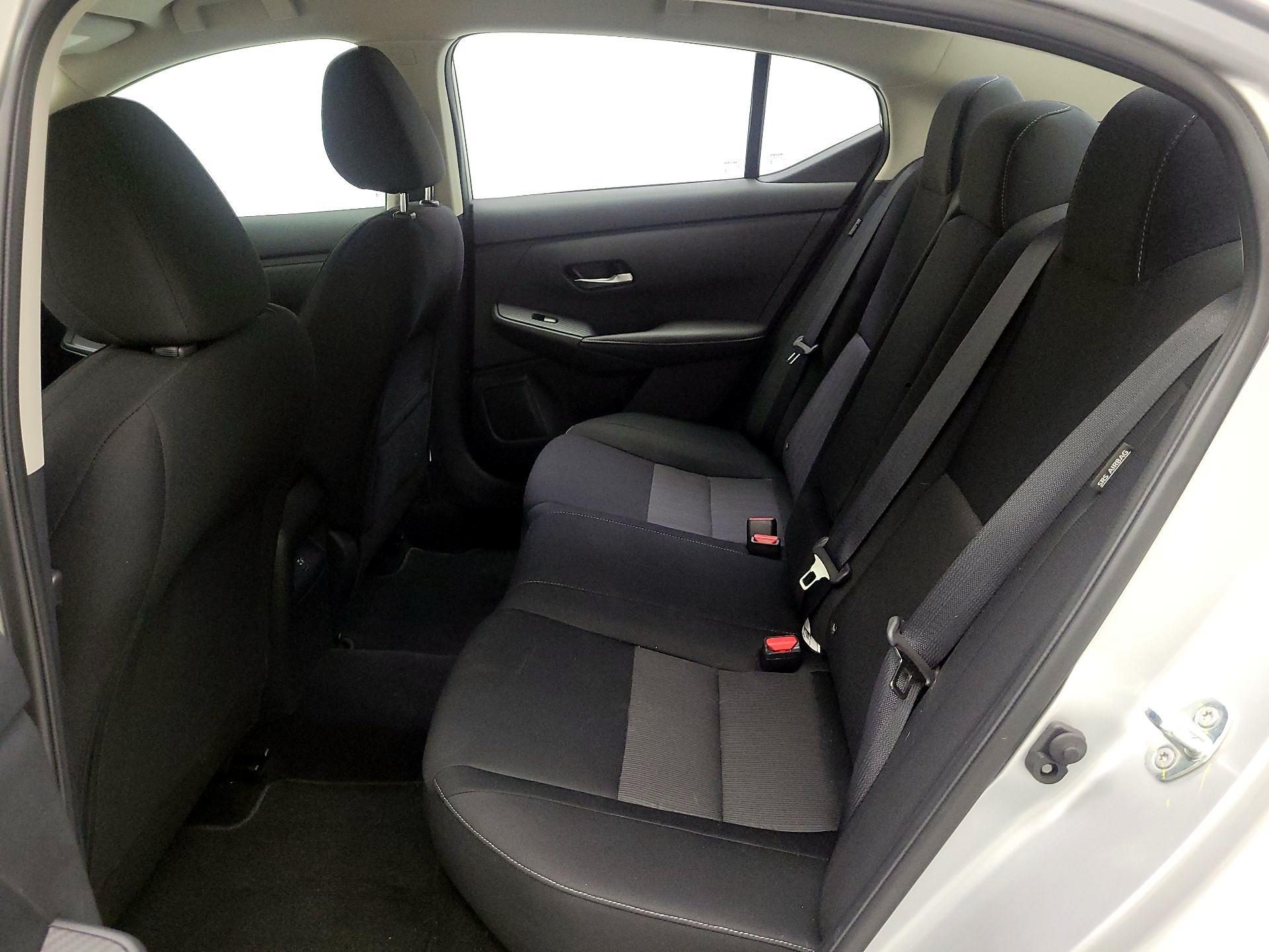 Thumbnail: 2022 Nissan Sentra - 17