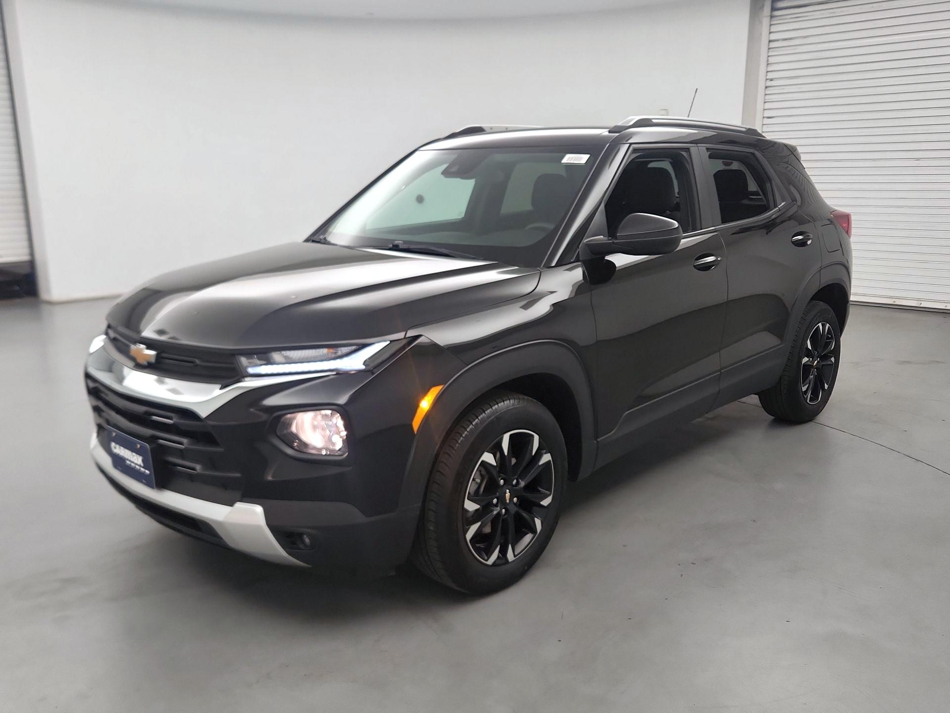 Thumbnail: 2023 Chevrolet TrailBlazer - 3