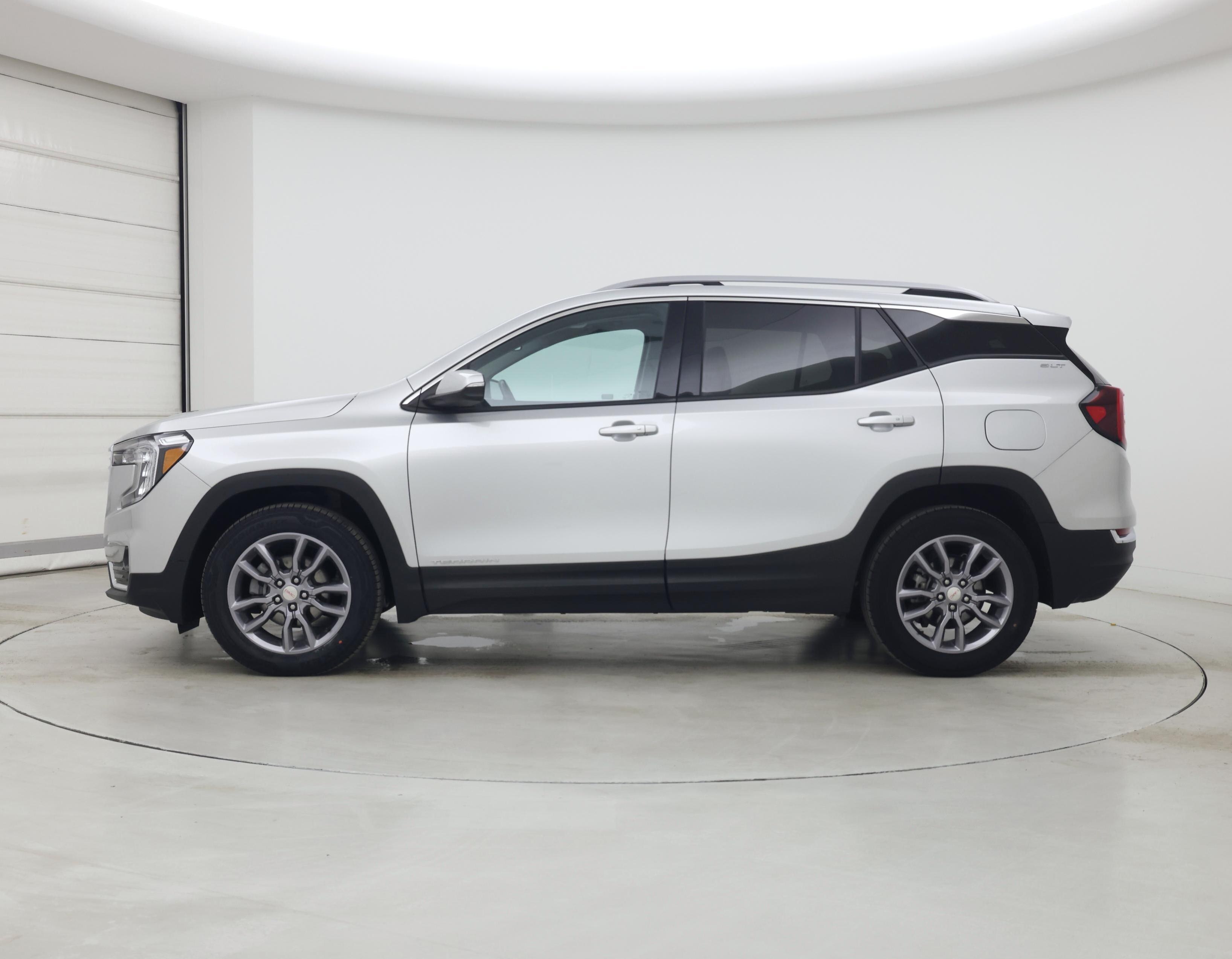 Thumbnail: 2022 GMC Terrain - 3