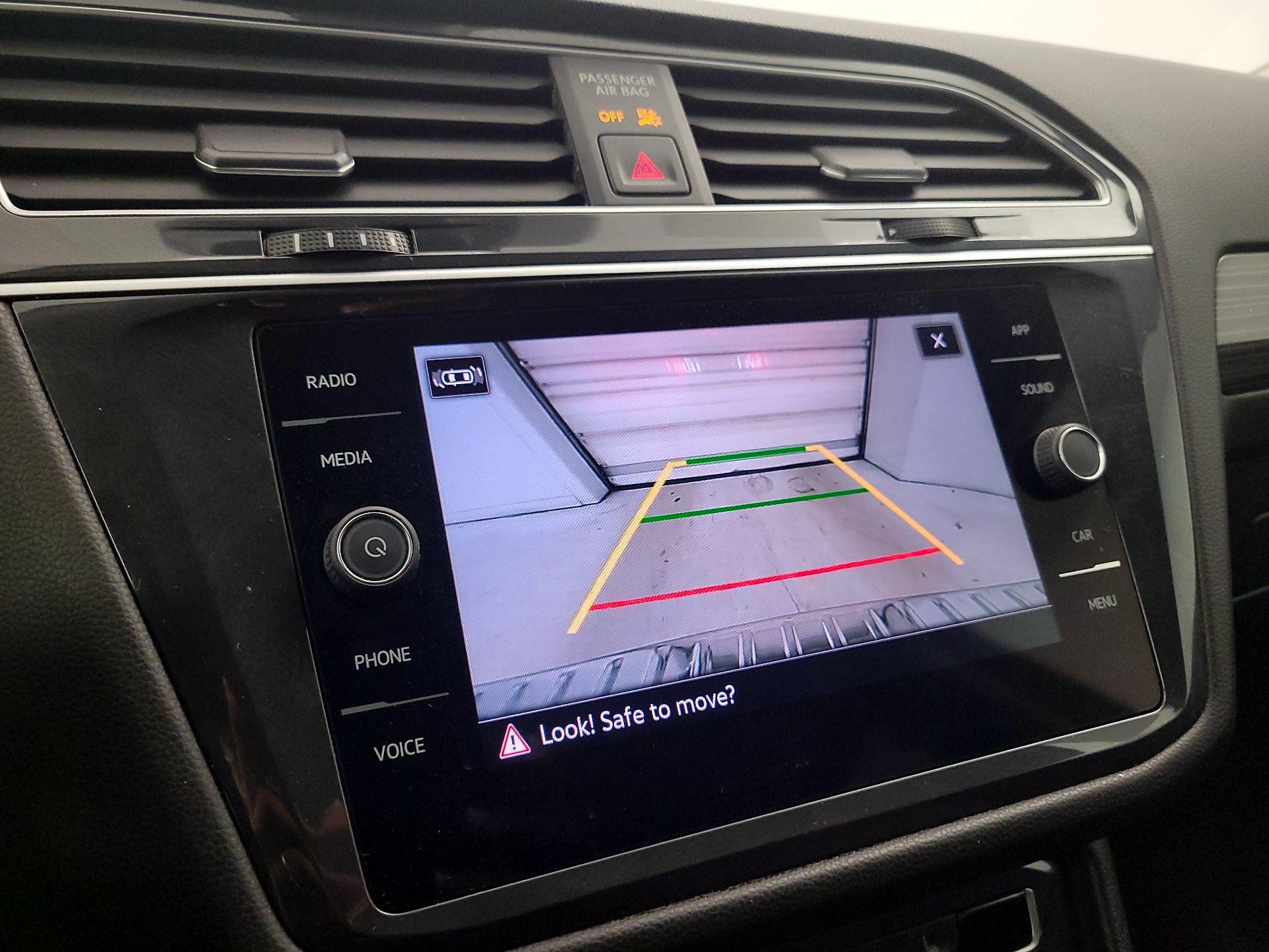 Thumbnail: 2024 Volkswagen Tiguan - 14