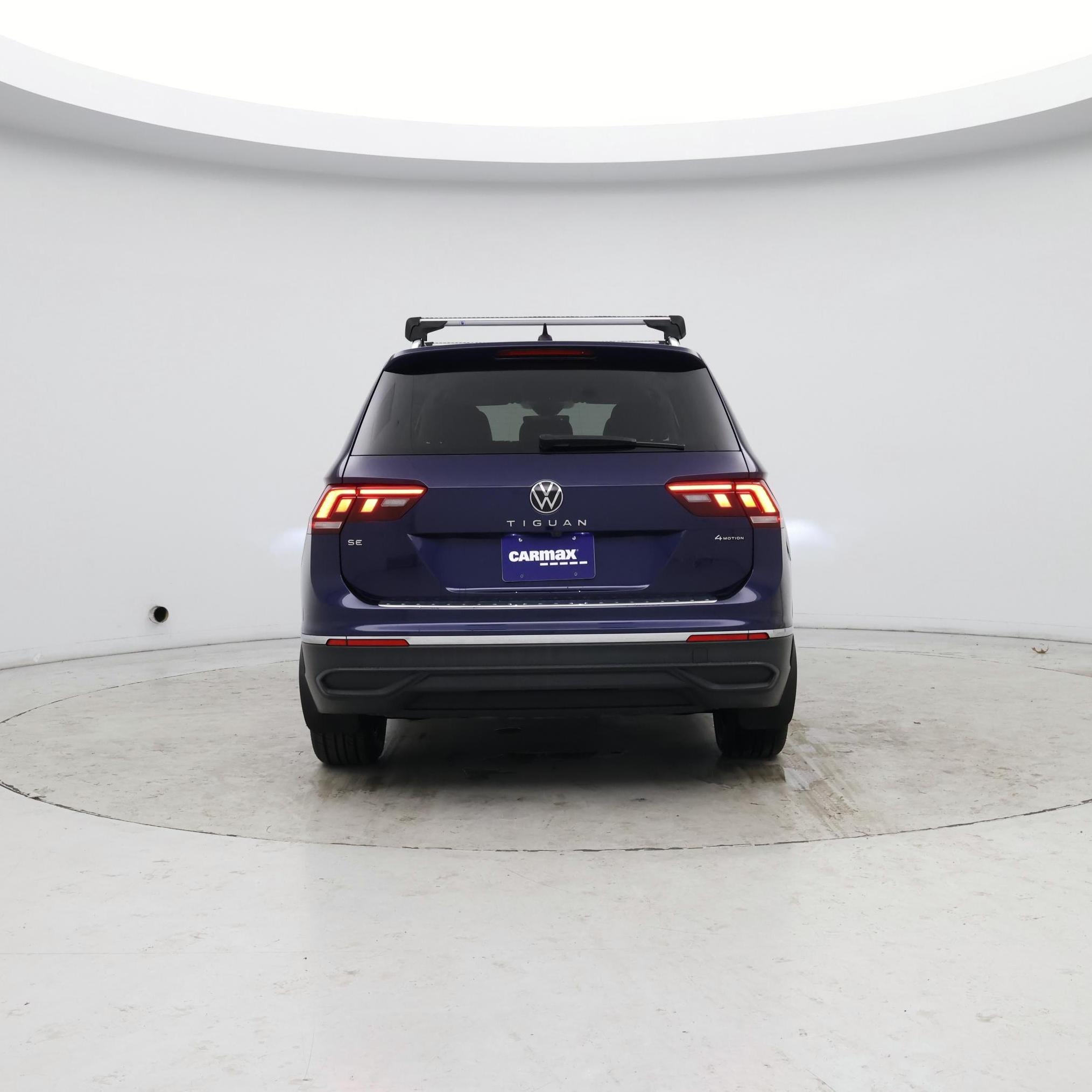 Thumbnail: 2022 Volkswagen Tiguan - 6