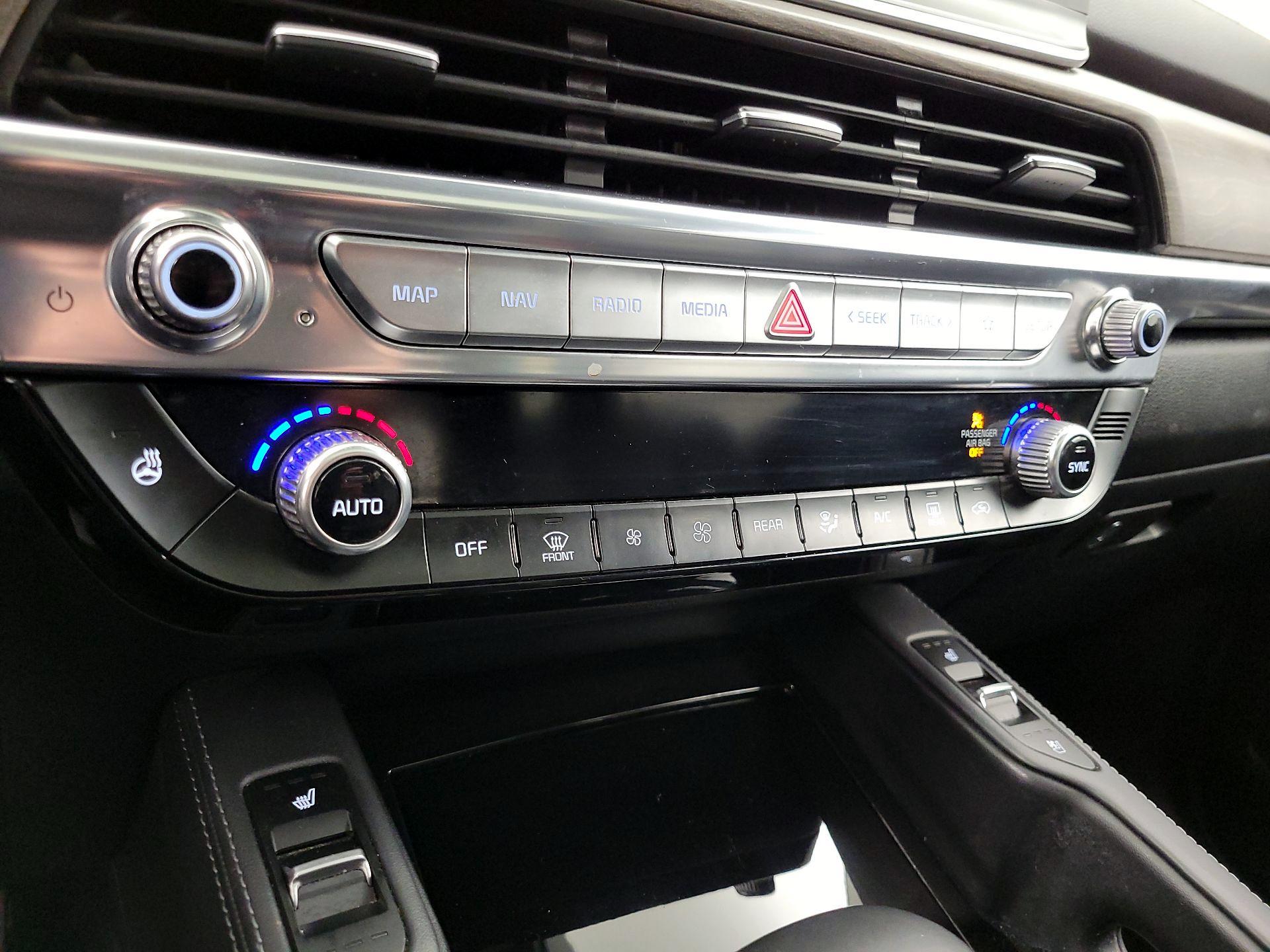 Thumbnail: 2022 Kia Telluride - 17