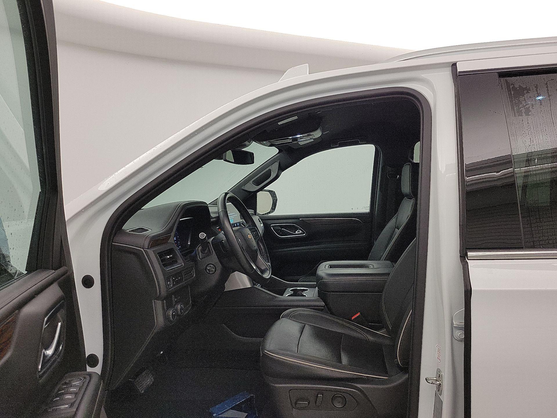 Thumbnail: 2023 Chevrolet Suburban - 11