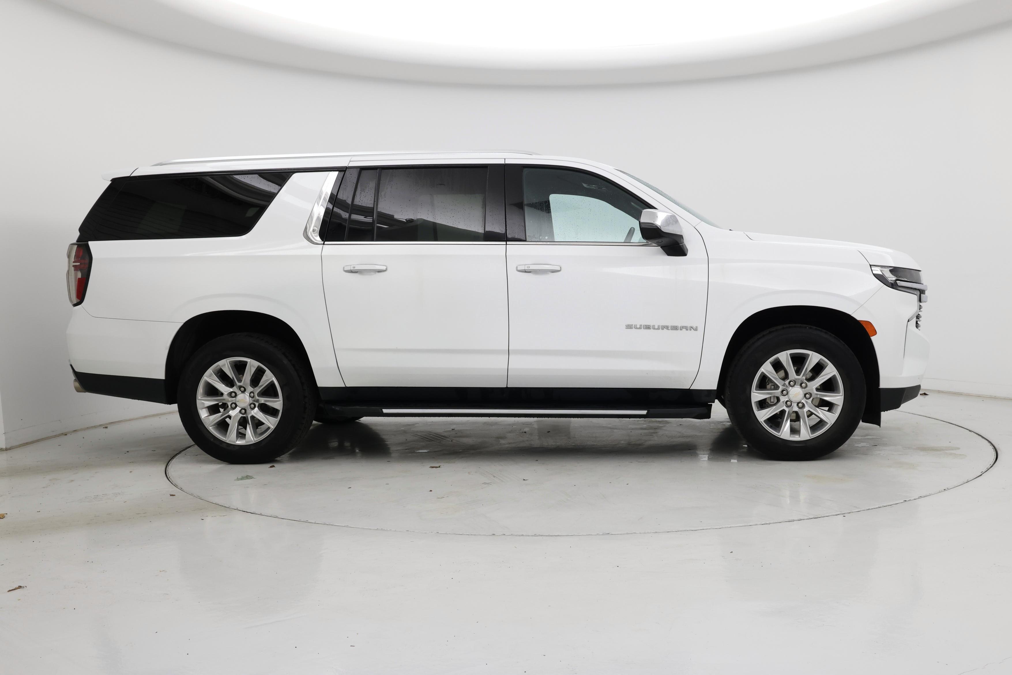 Thumbnail: 2023 Chevrolet Suburban - 7