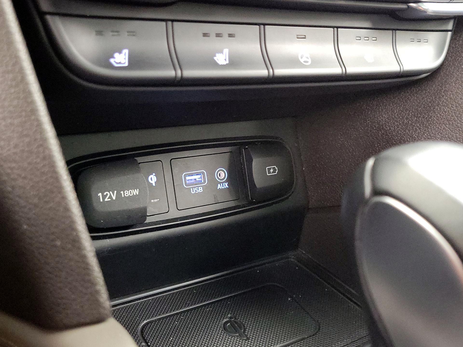 Thumbnail: 2020 Hyundai Santa Fe - 19