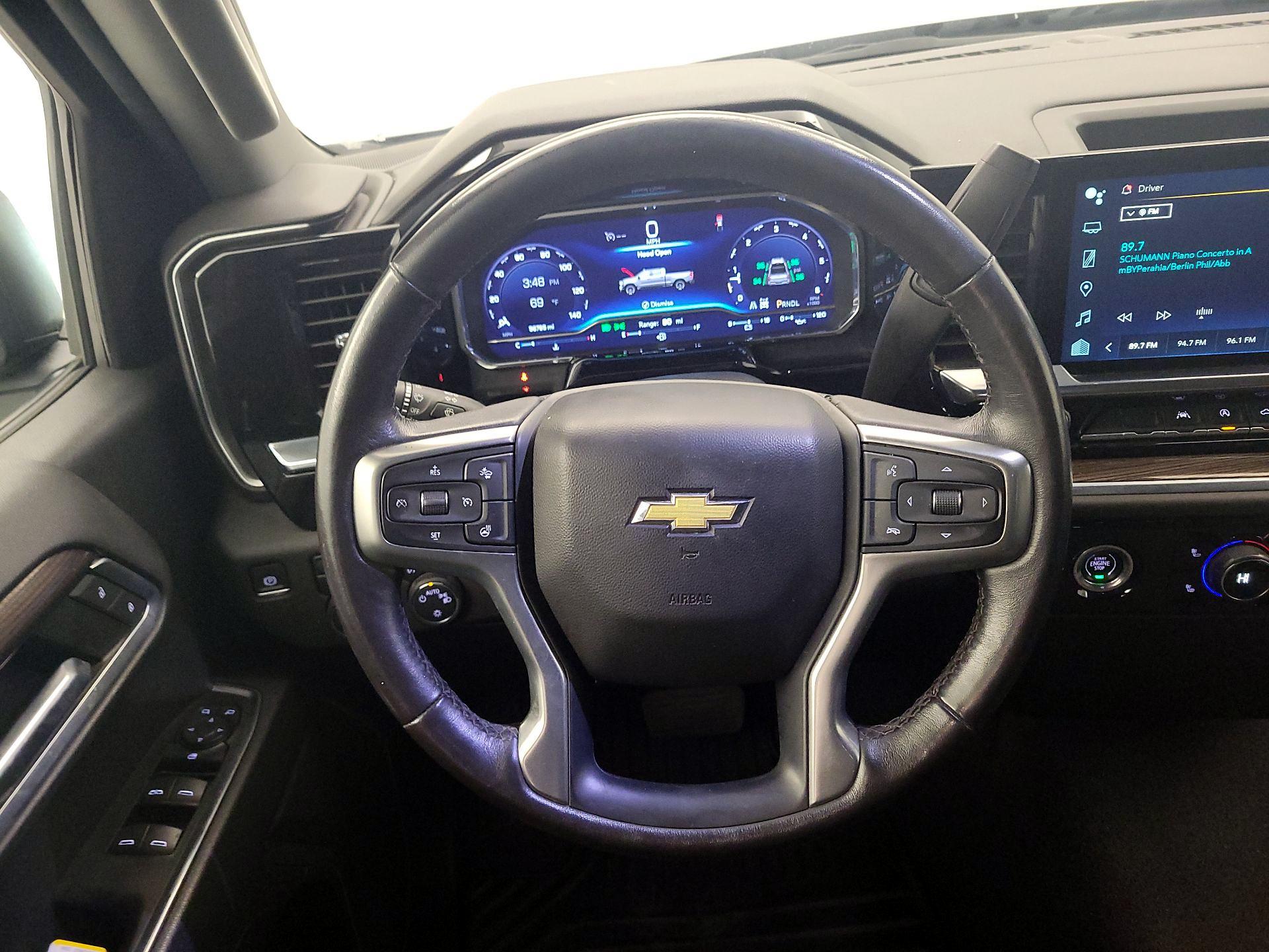 Thumbnail: 2022 Chevrolet Silverado 1500 - 10