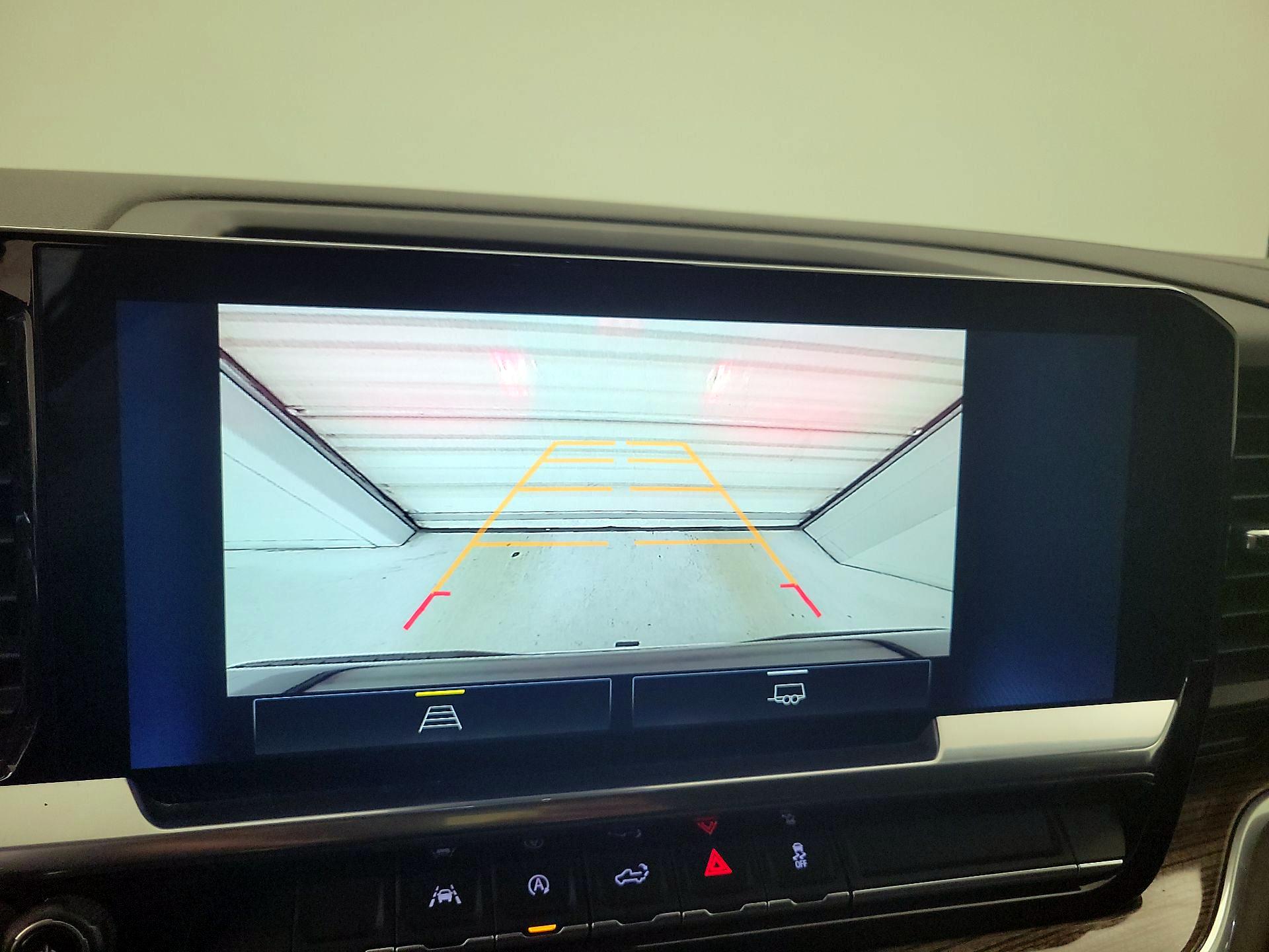 Thumbnail: 2022 Chevrolet Silverado 1500 - 14