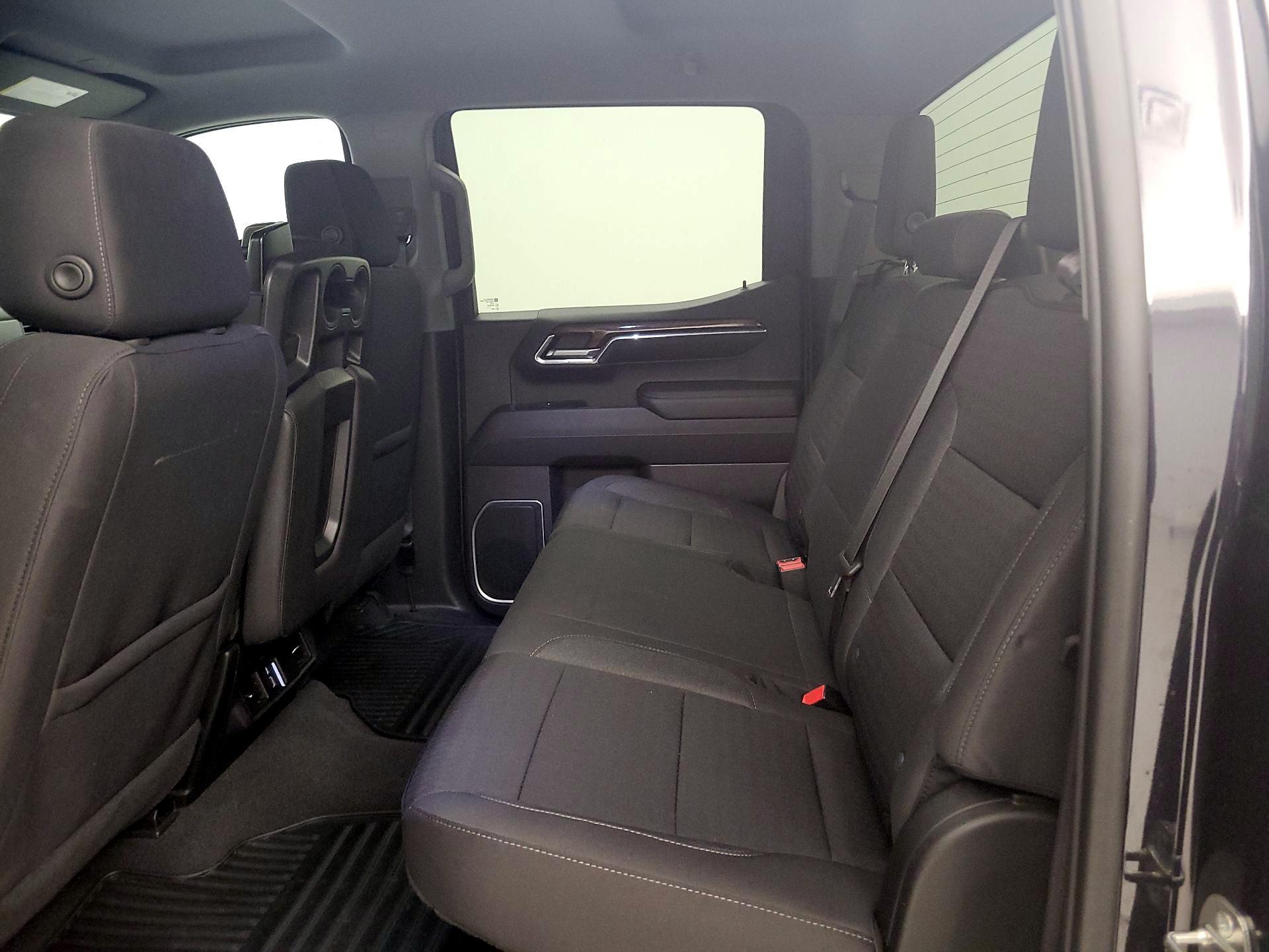 Thumbnail: 2022 Chevrolet Silverado 1500 - 19