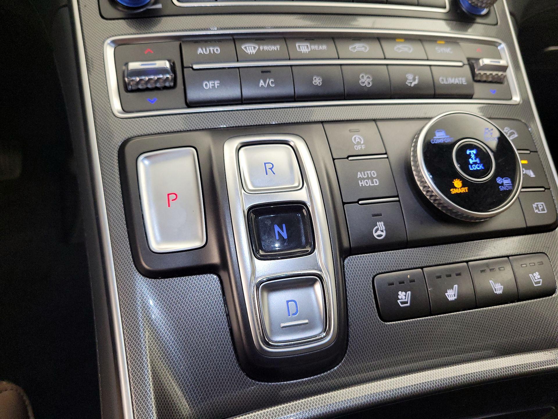 Thumbnail: 2023 Hyundai Santa Fe - 17