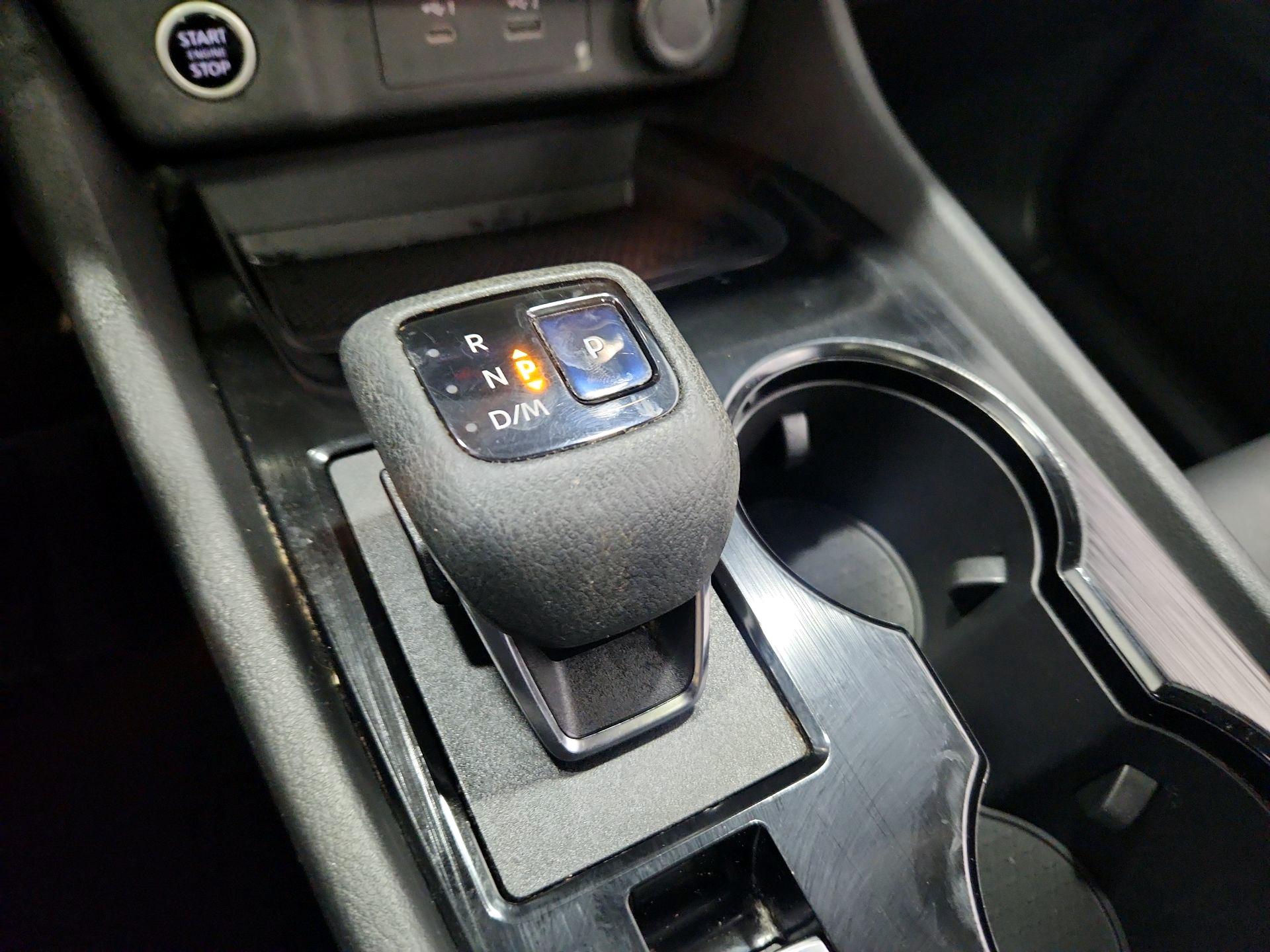 Thumbnail: 2022 Nissan Rogue - 17