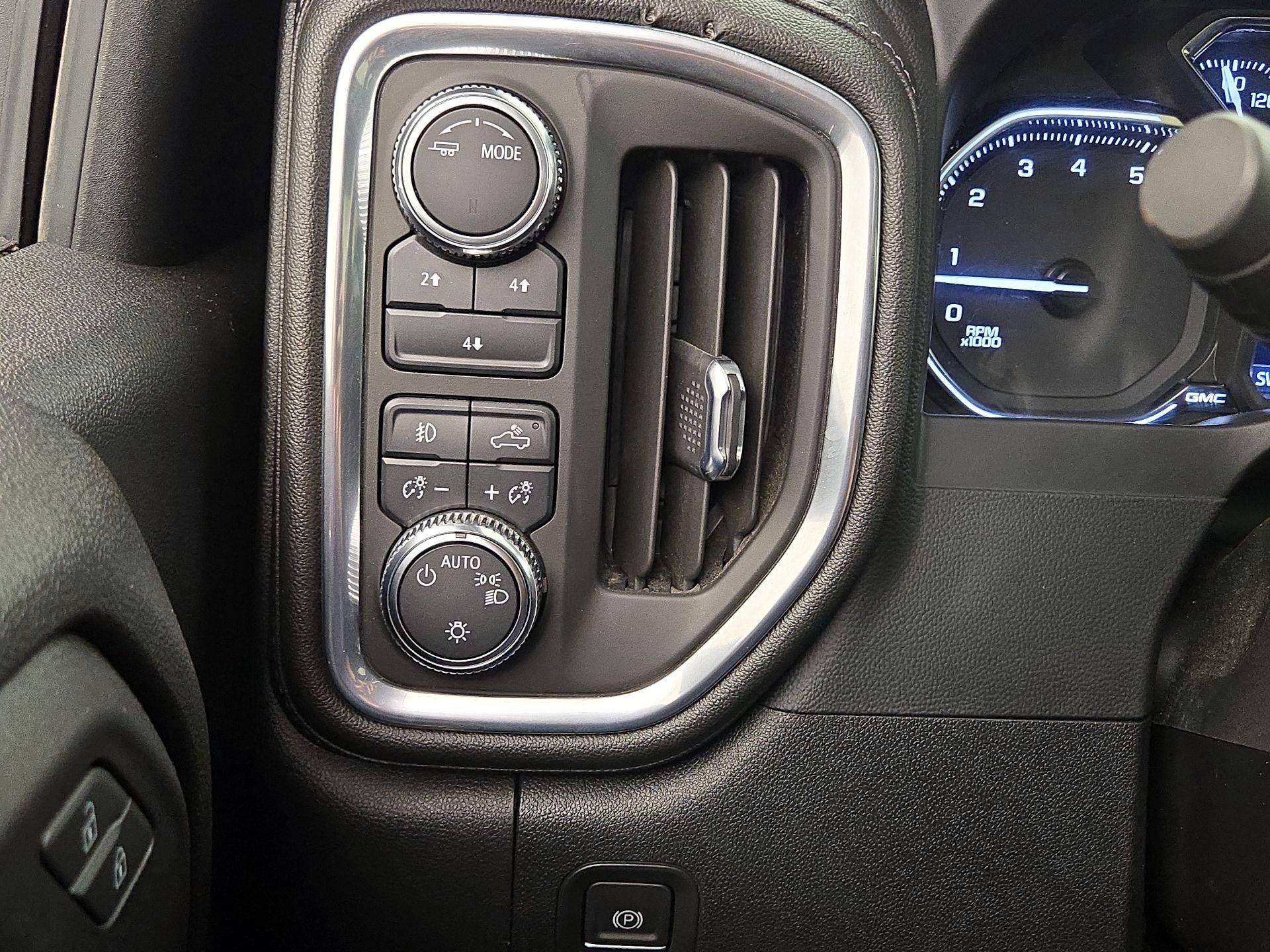 Thumbnail: 2022 GMC Sierra 3500 - 13