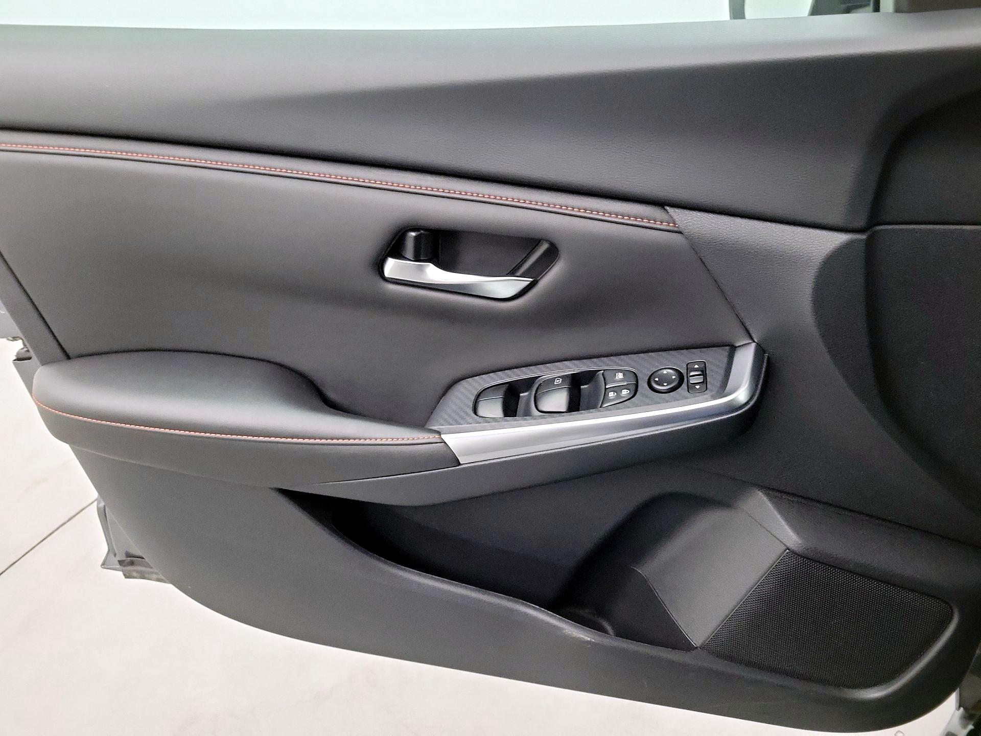 Thumbnail: 2024 Nissan Sentra - 10