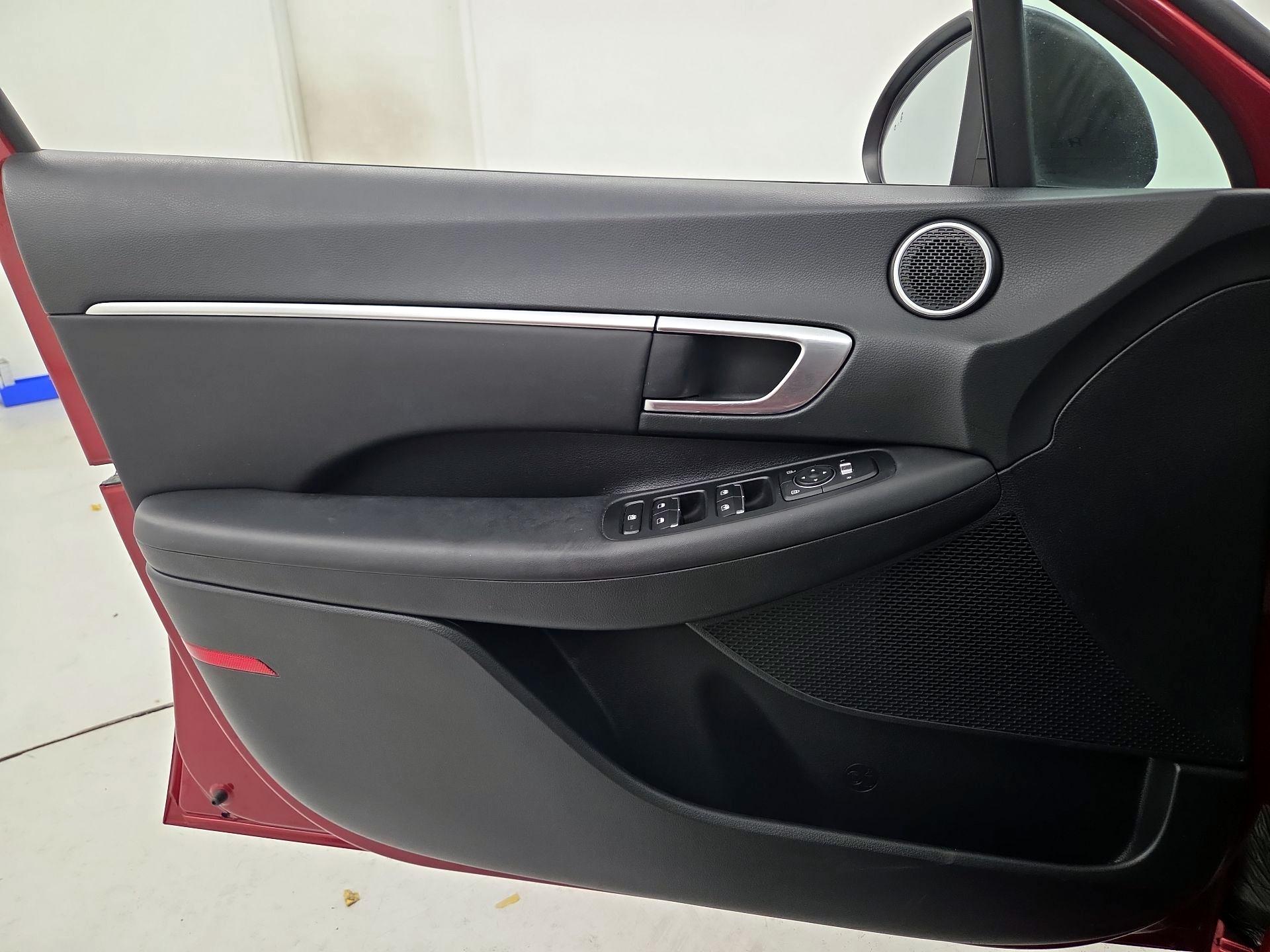 Thumbnail: 2023 Hyundai Sonata - 12