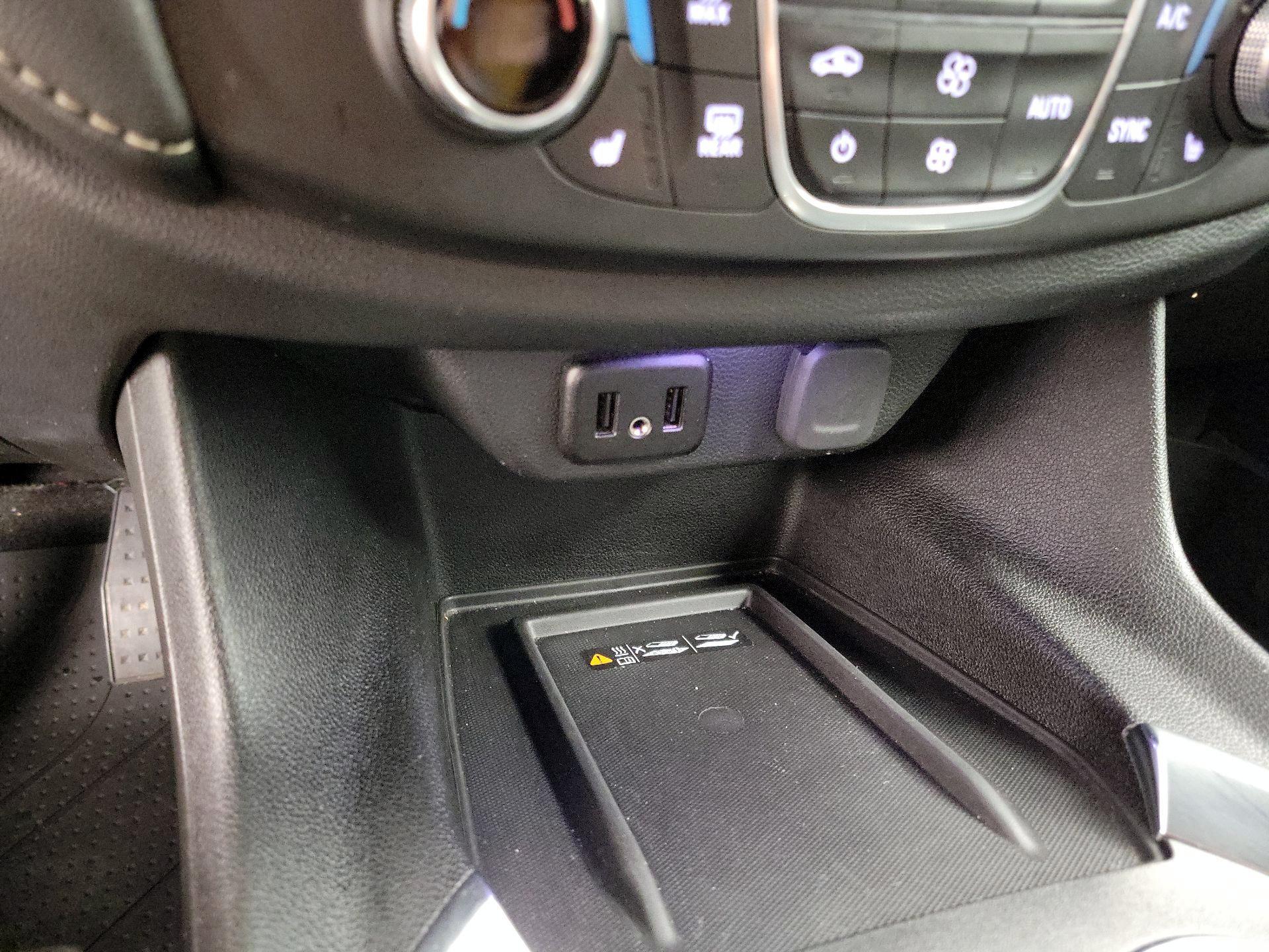 Thumbnail: 2023 Chevrolet Traverse - 18