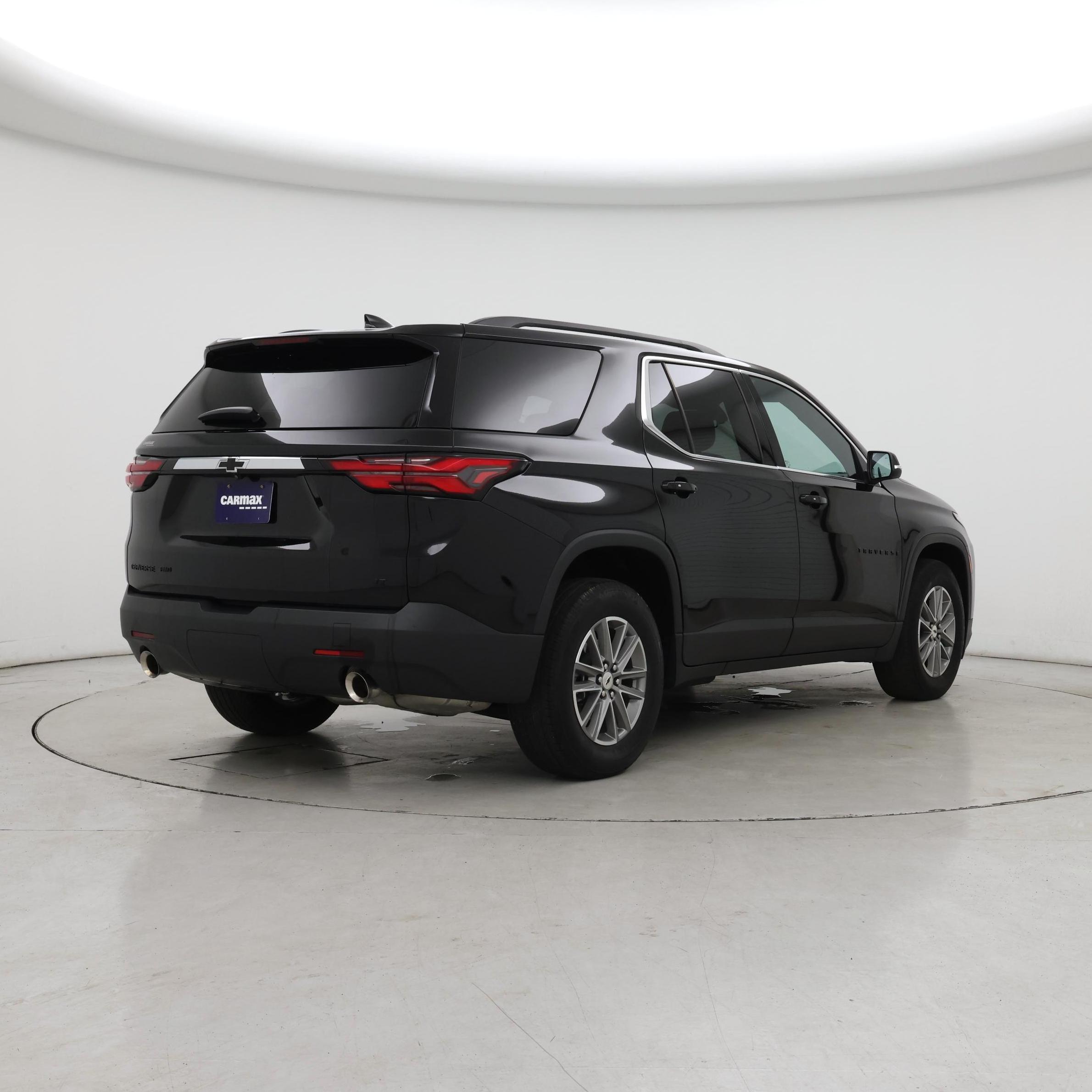 Thumbnail: 2023 Chevrolet Traverse - 8