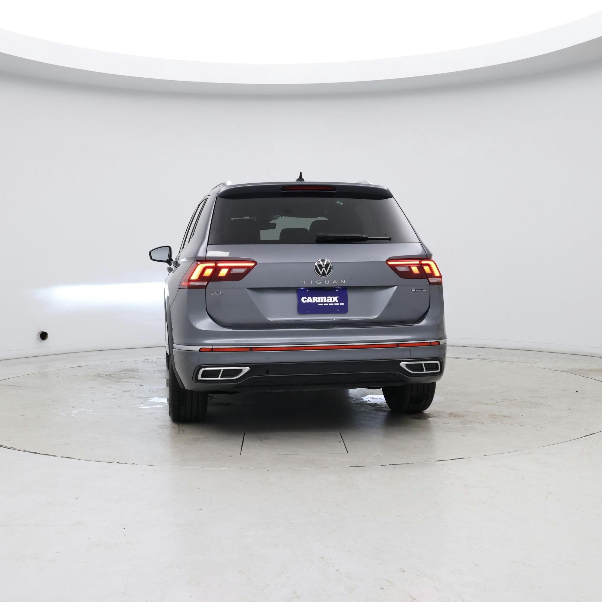Thumbnail: 2022 Volkswagen Tiguan - 6