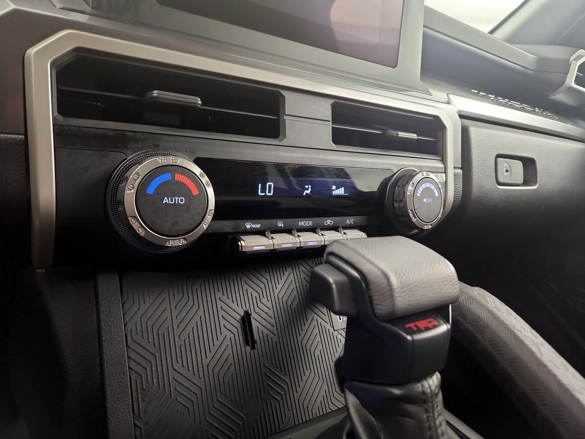 Thumbnail: 2025 Toyota Tacoma - 14