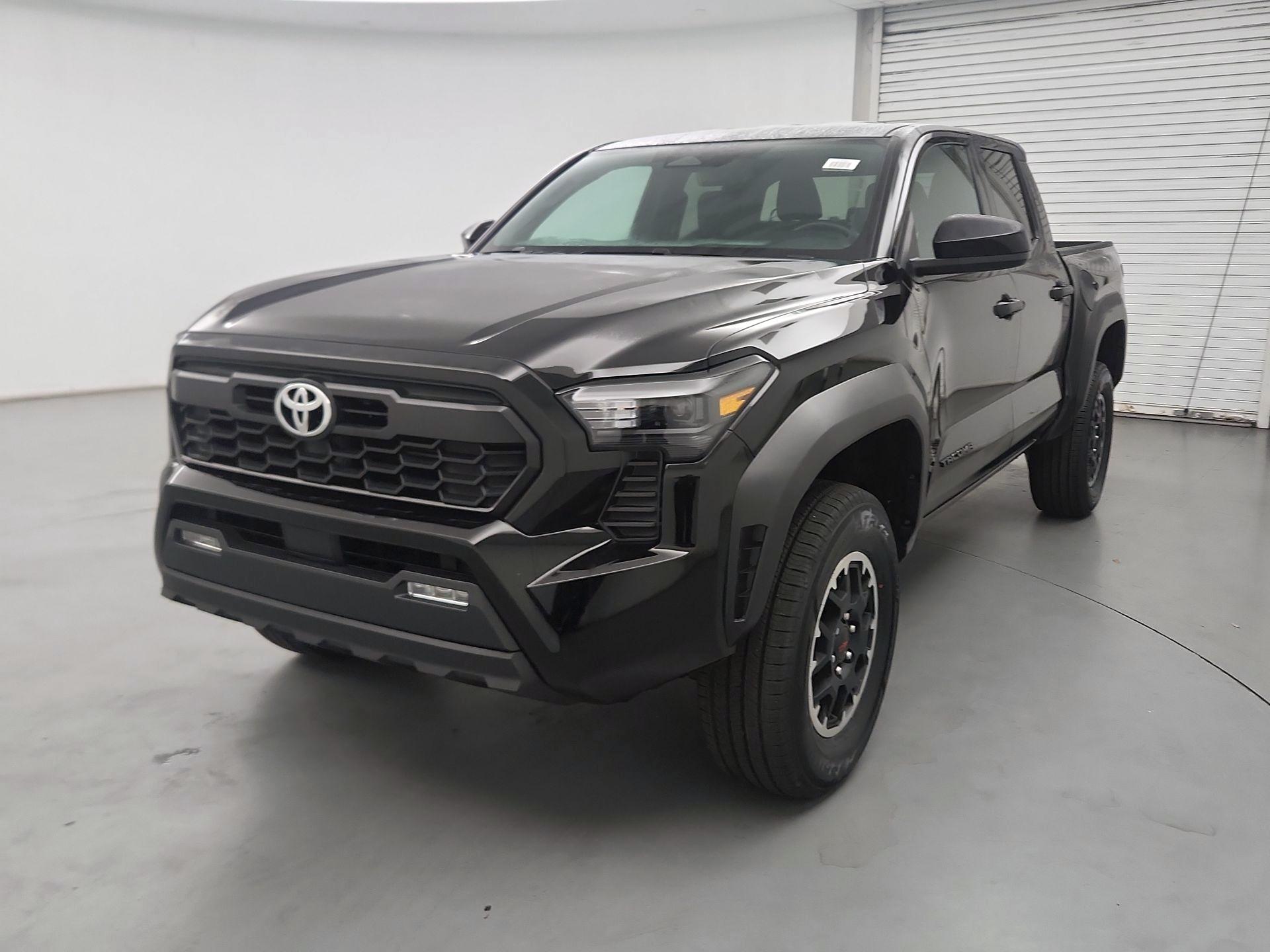 Thumbnail: 2025 Toyota Tacoma - 3