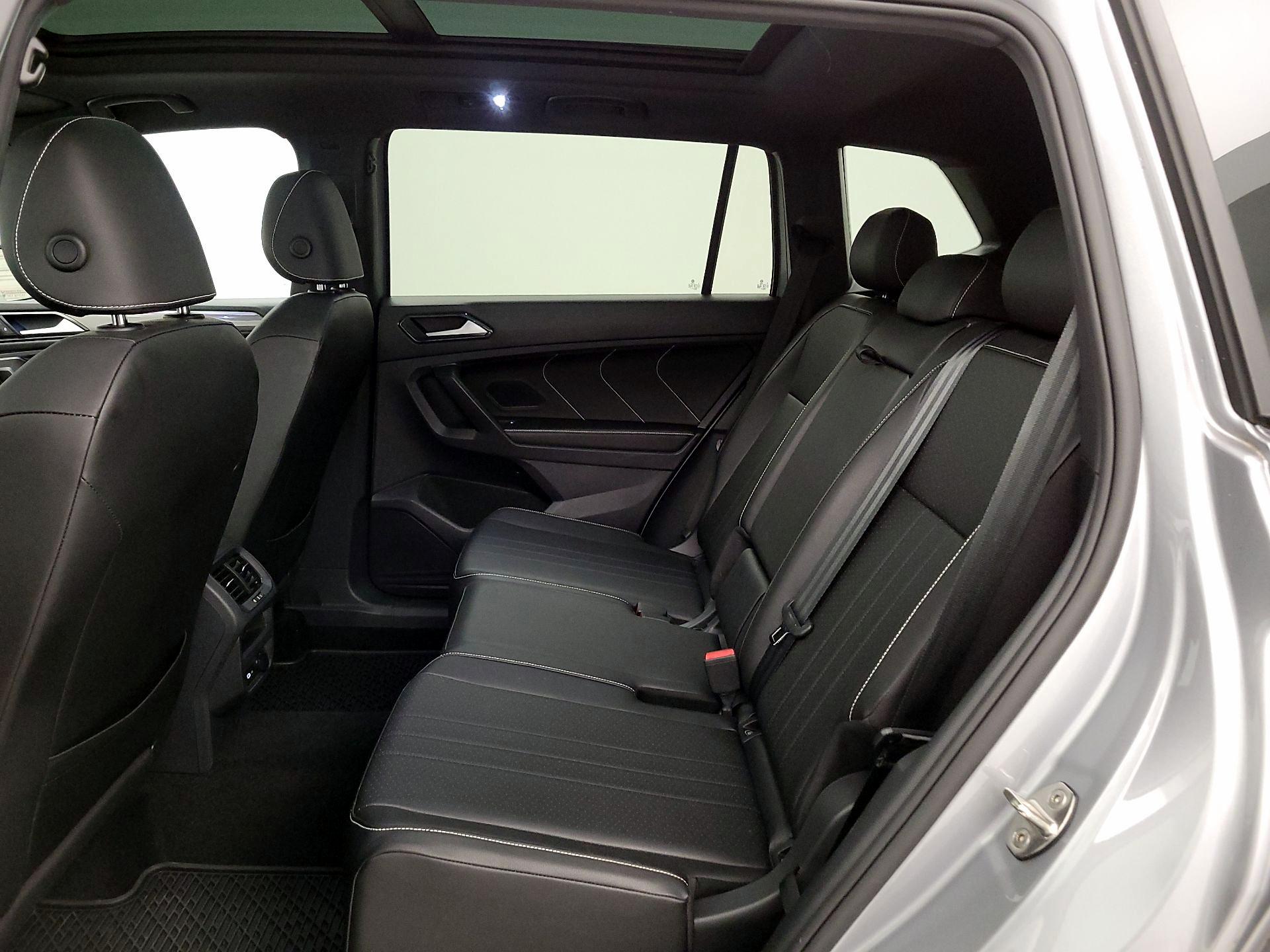 Thumbnail: 2023 Volkswagen Tiguan - 20