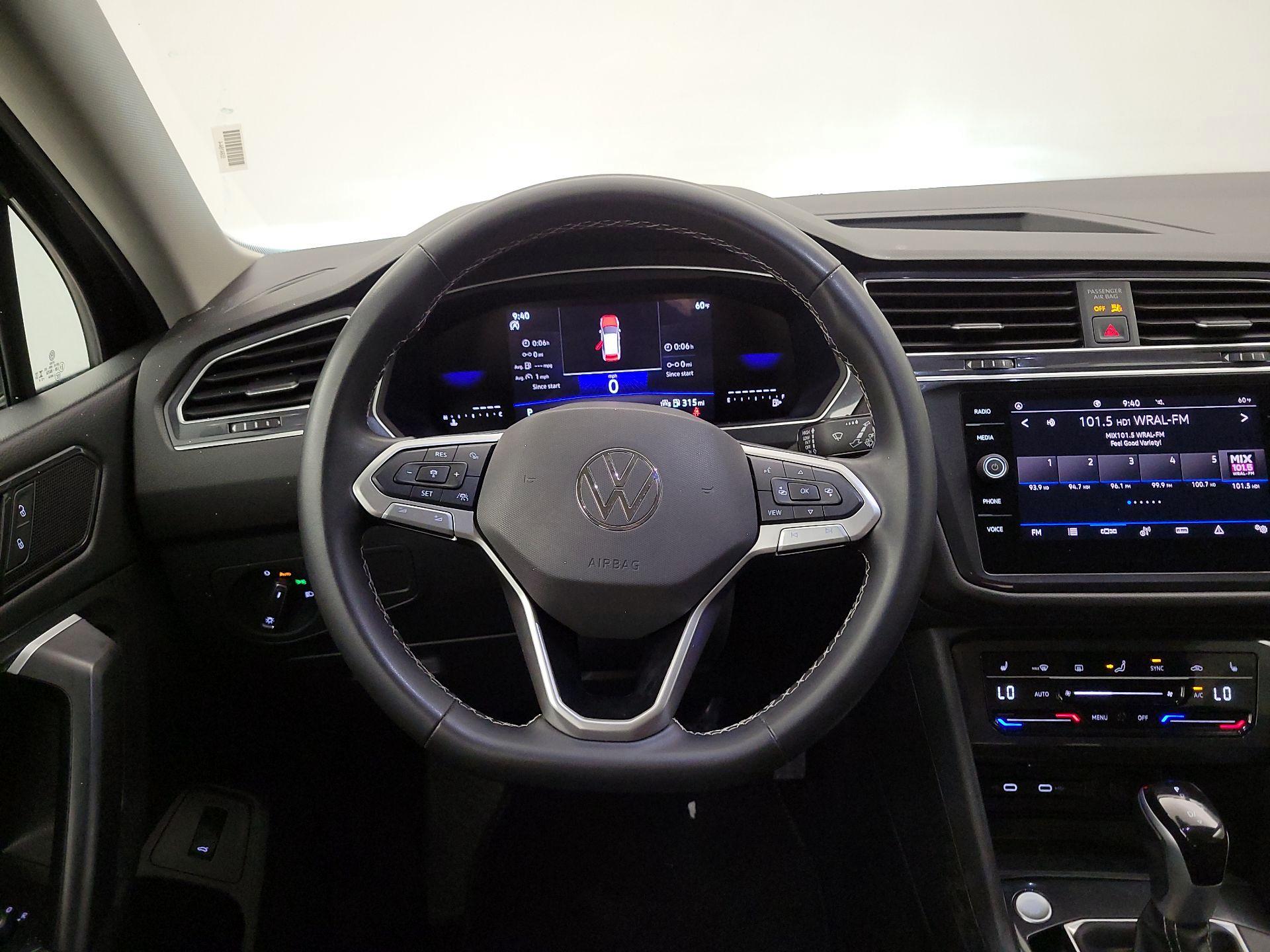 Thumbnail: 2024 Volkswagen Tiguan - 10