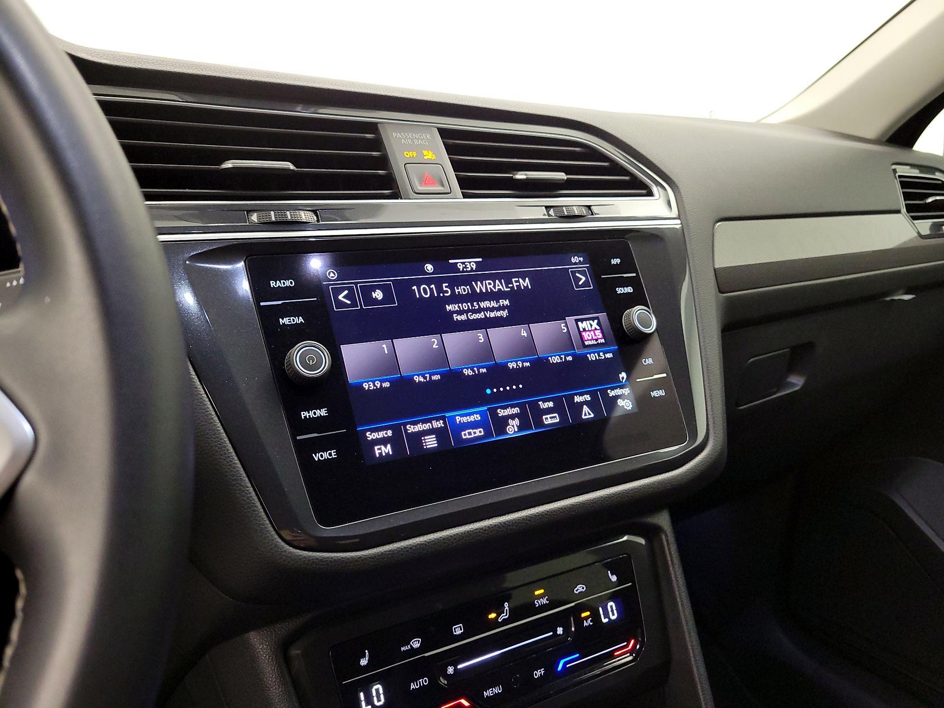 Thumbnail: 2024 Volkswagen Tiguan - 15