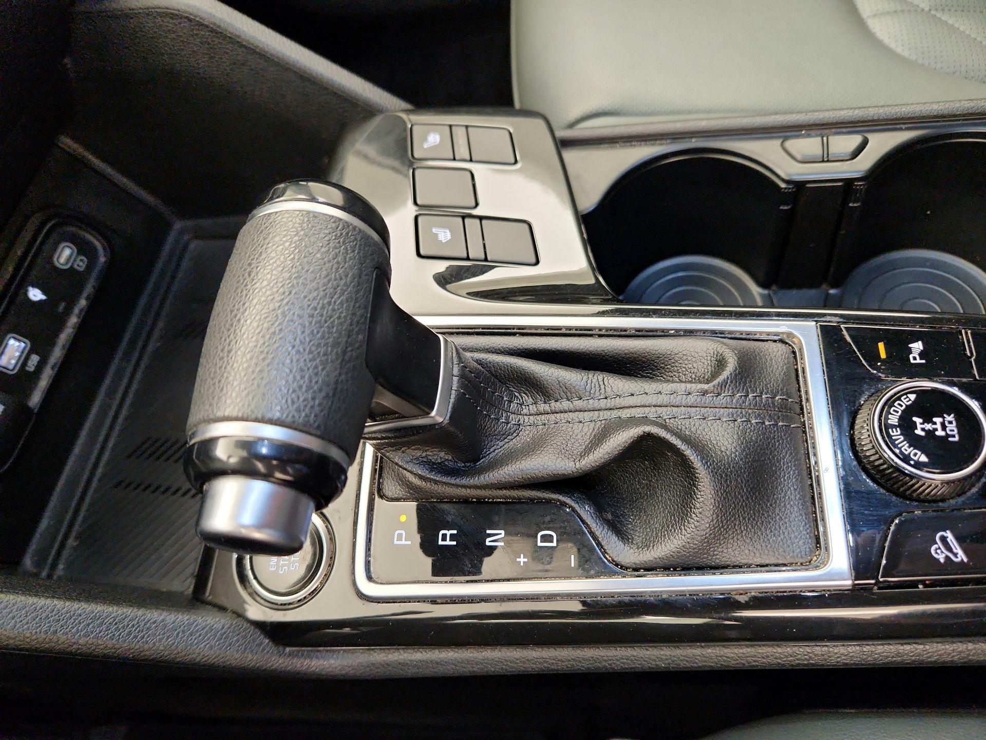 Thumbnail: 2023 Kia Sportage - 16