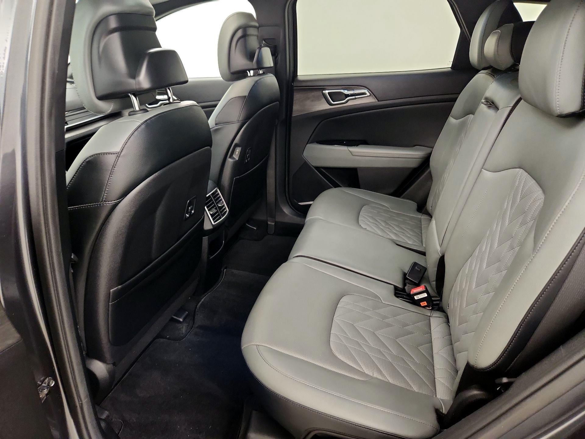 Thumbnail: 2023 Kia Sportage - 19