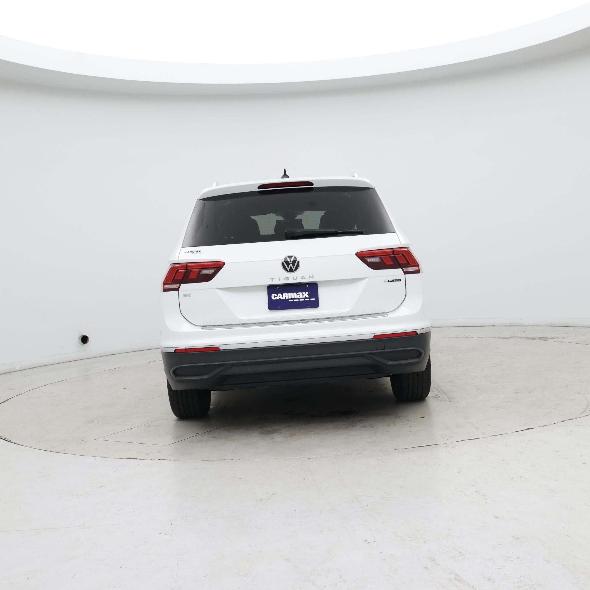 Thumbnail: 2023 Volkswagen Tiguan - 6