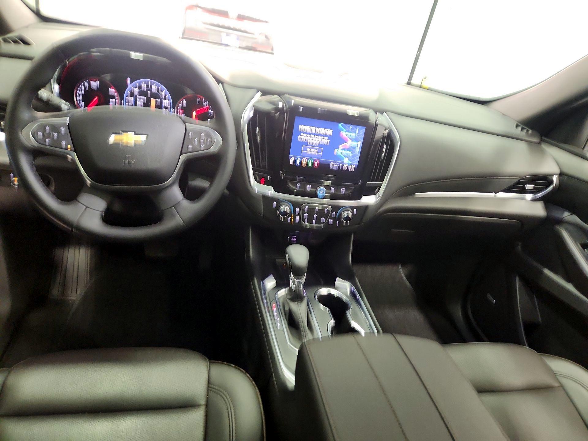 Thumbnail: 2023 Chevrolet Traverse - 9