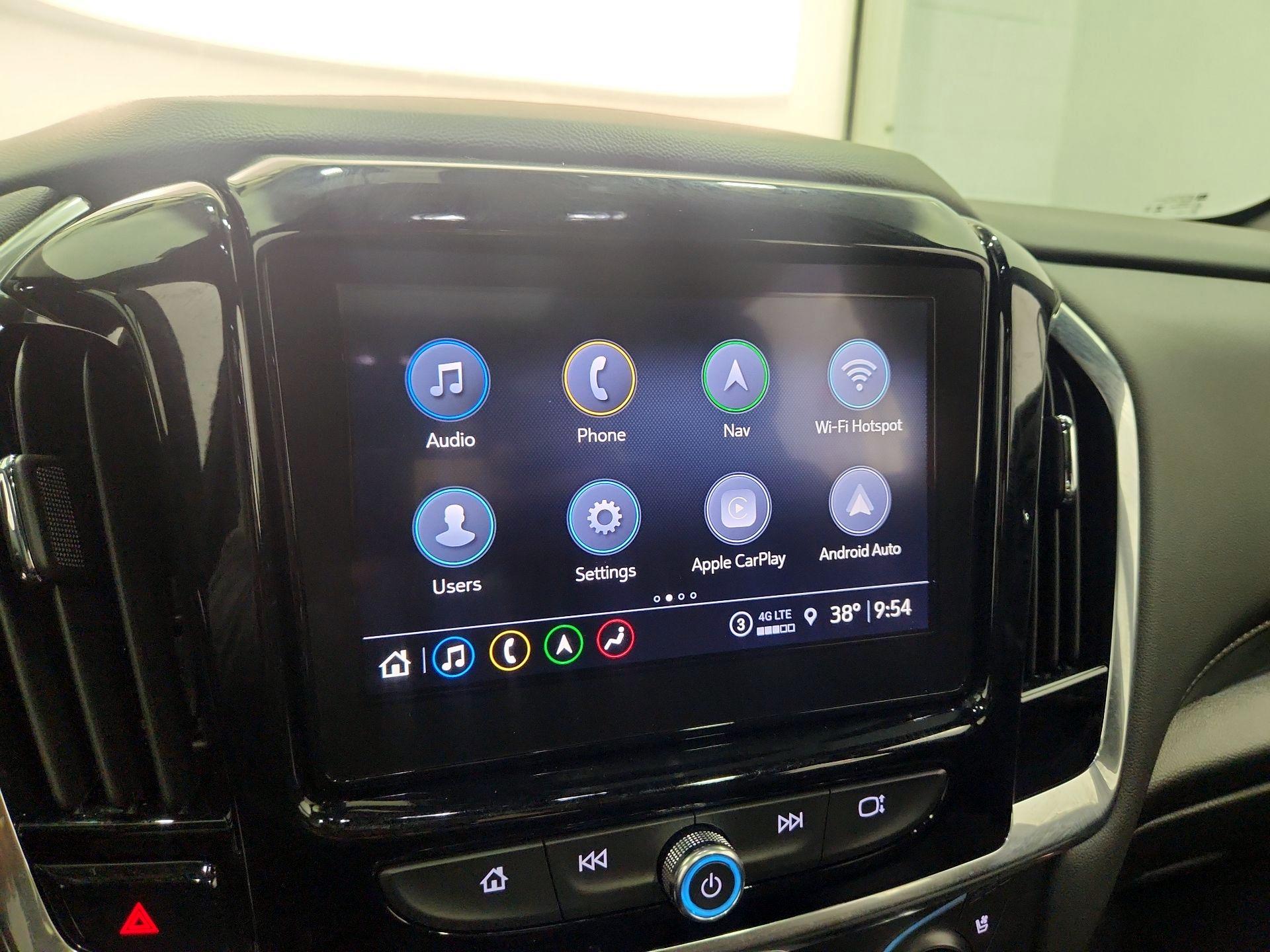 Thumbnail: 2023 Chevrolet Traverse - 16