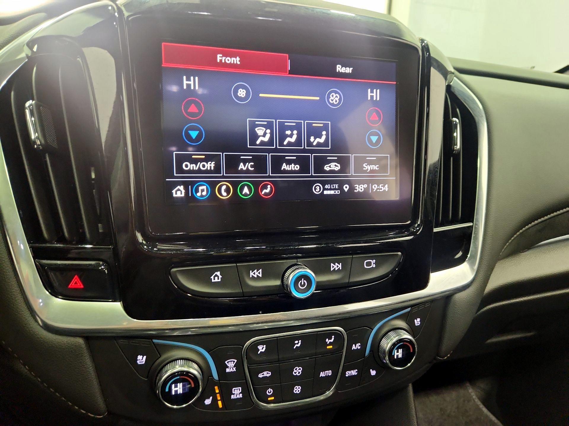 Thumbnail: 2023 Chevrolet Traverse - 17